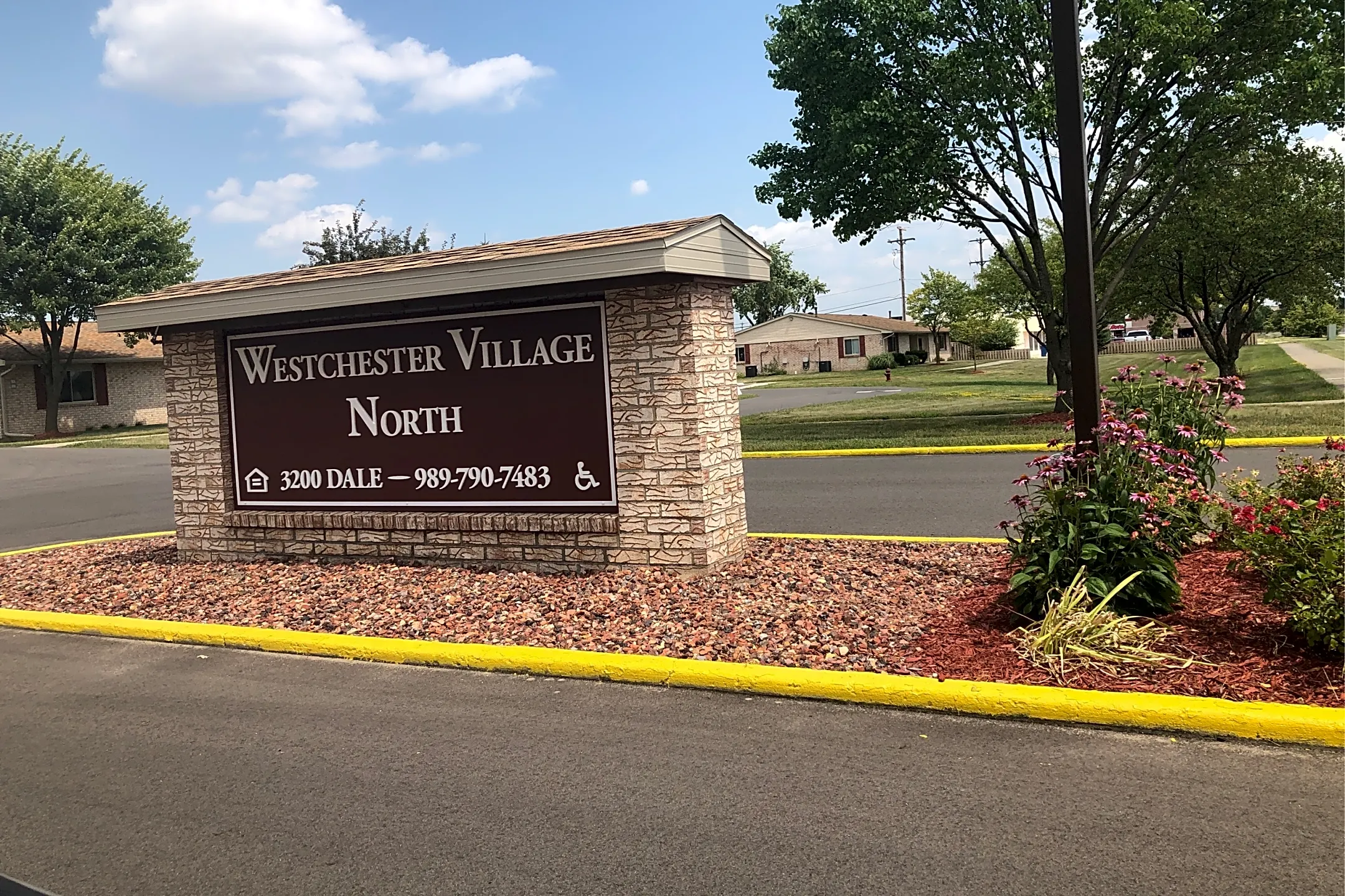 Westchester Village North - 3200 Dale Rd | Saginaw, MI Apartments for ...