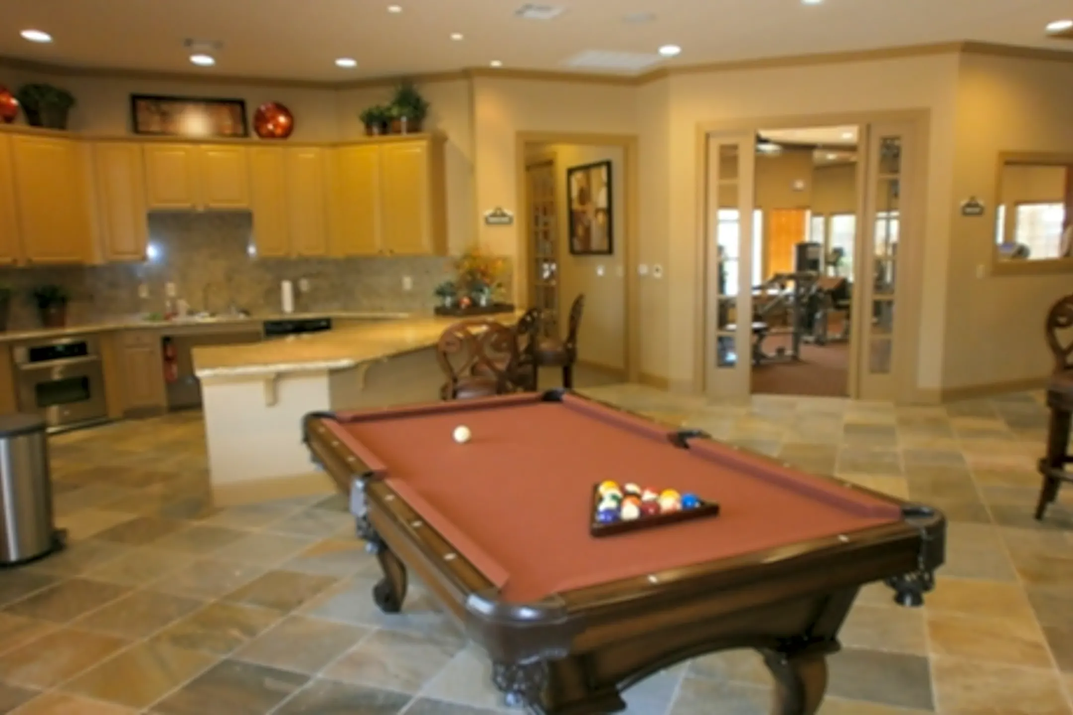 Skytop Apartments - Conroe, TX 77303