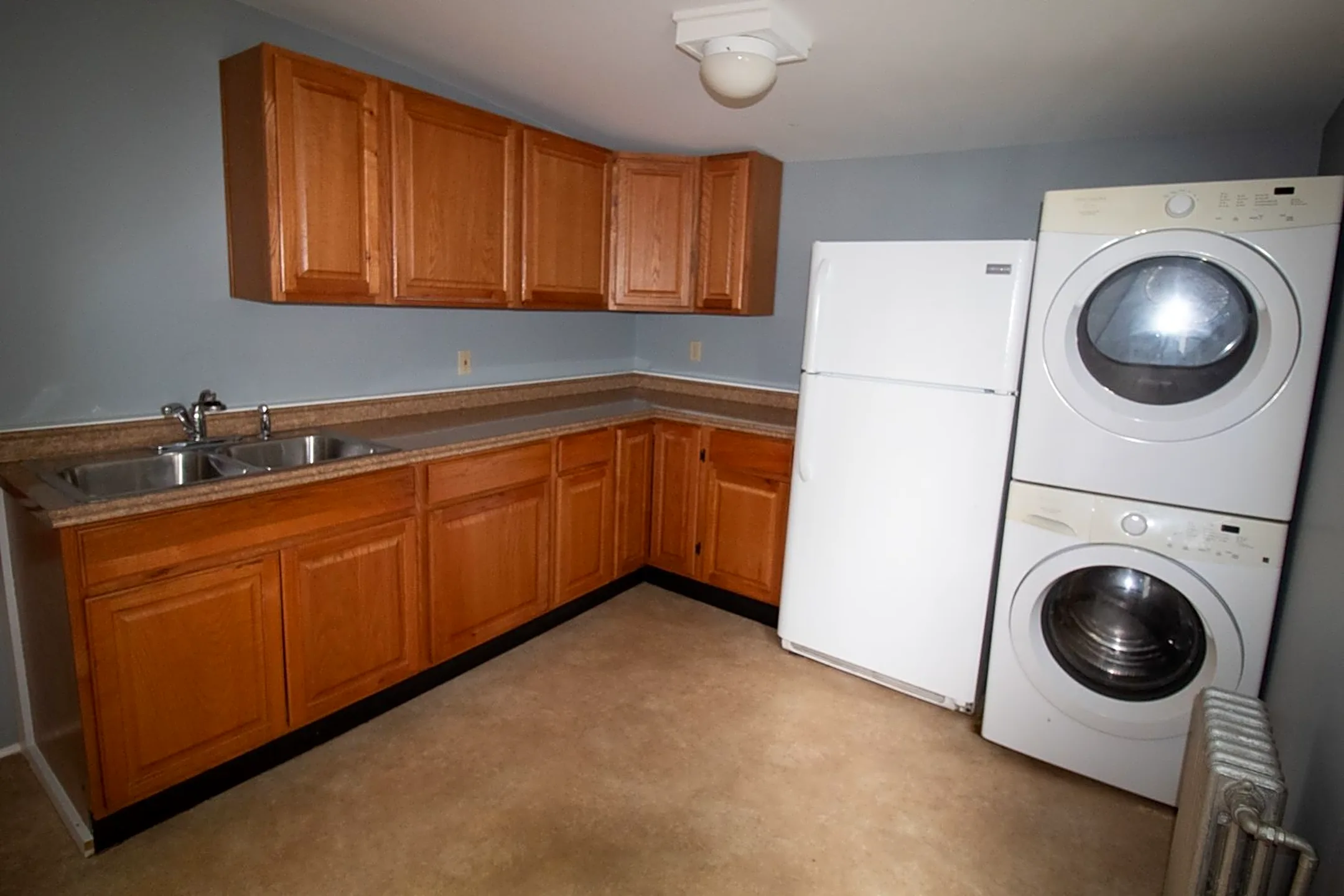 10041006 Gage St 10041006 Gage St unit 2 Bennington, VT Houses