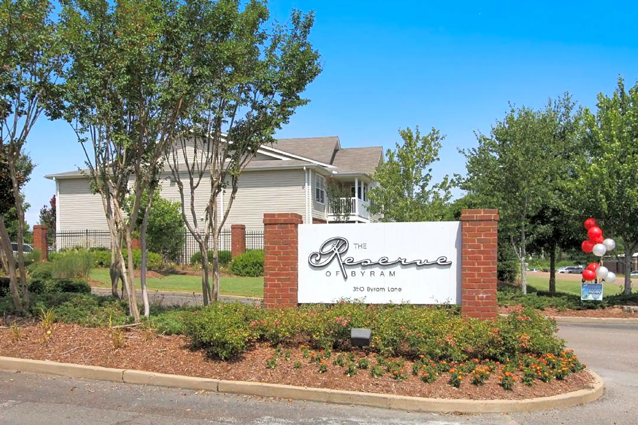 Reserve of Byram Apartment Homes 350 Byram Dr Byram, MS Apartments