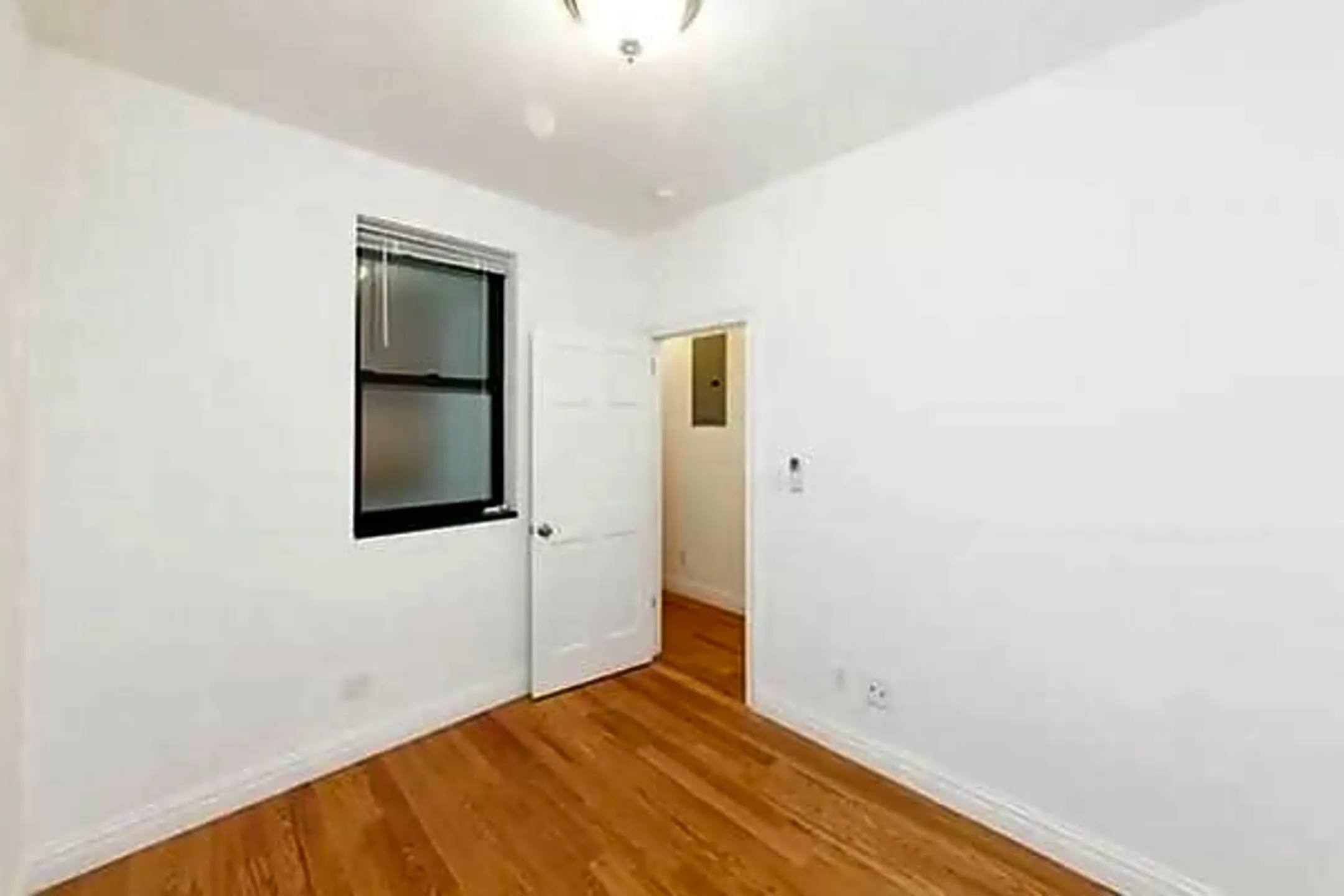 749 9th Ave Apartments - New York, NY 10019