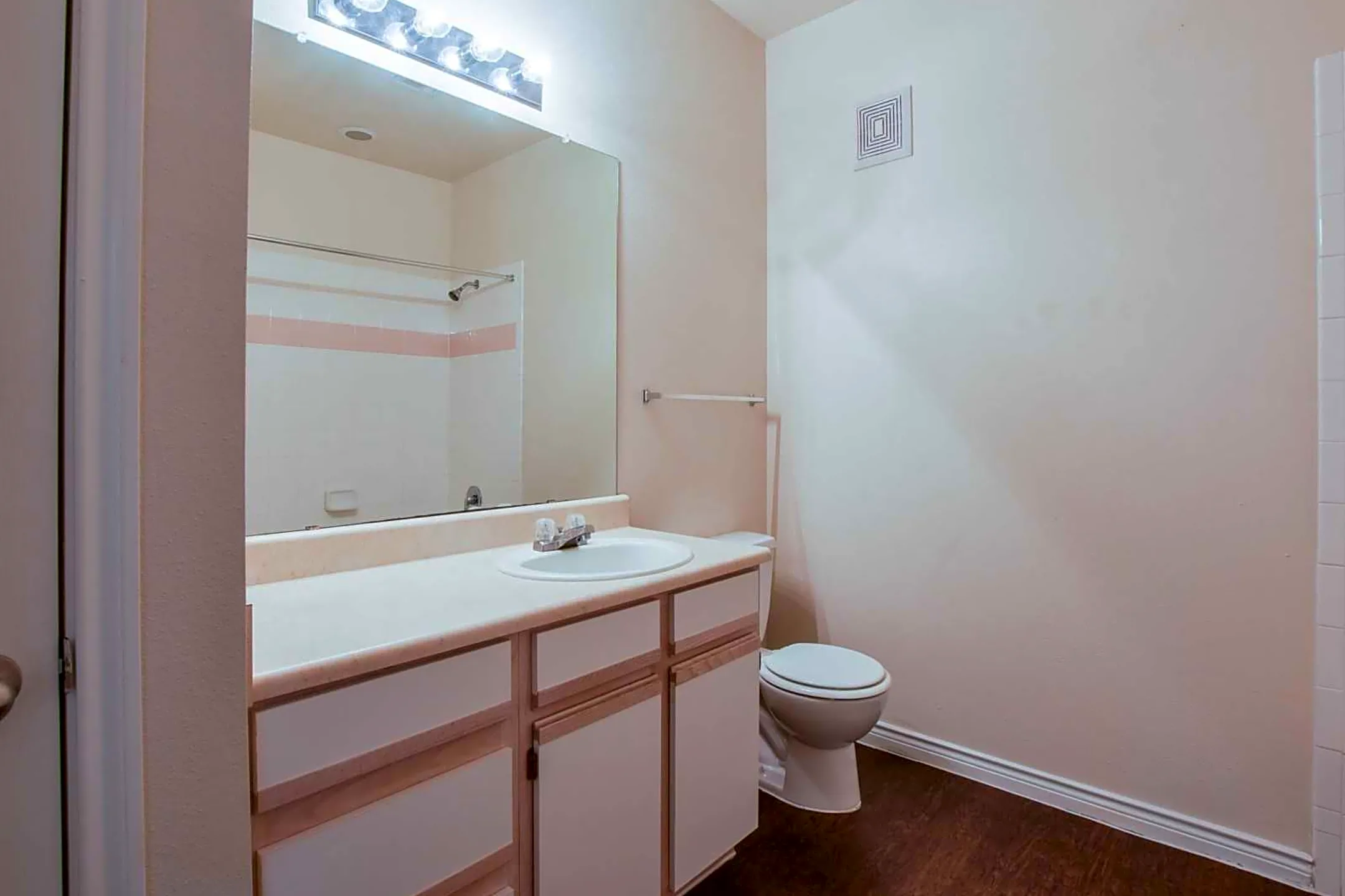 Bathroom - River Square Apartments - Corpus Christi, TX