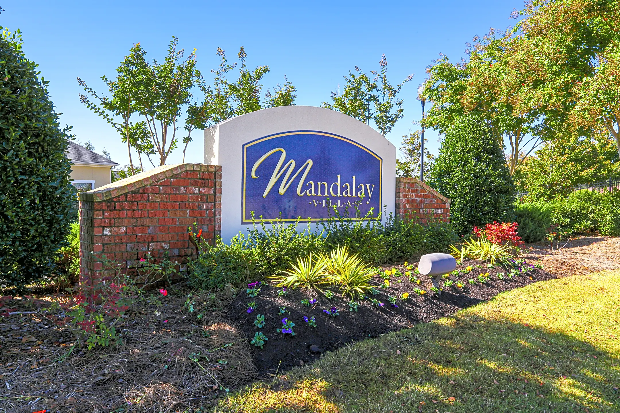 Mandalay Villas - 1395 Town Center Village Dr | McDonough, GA ...