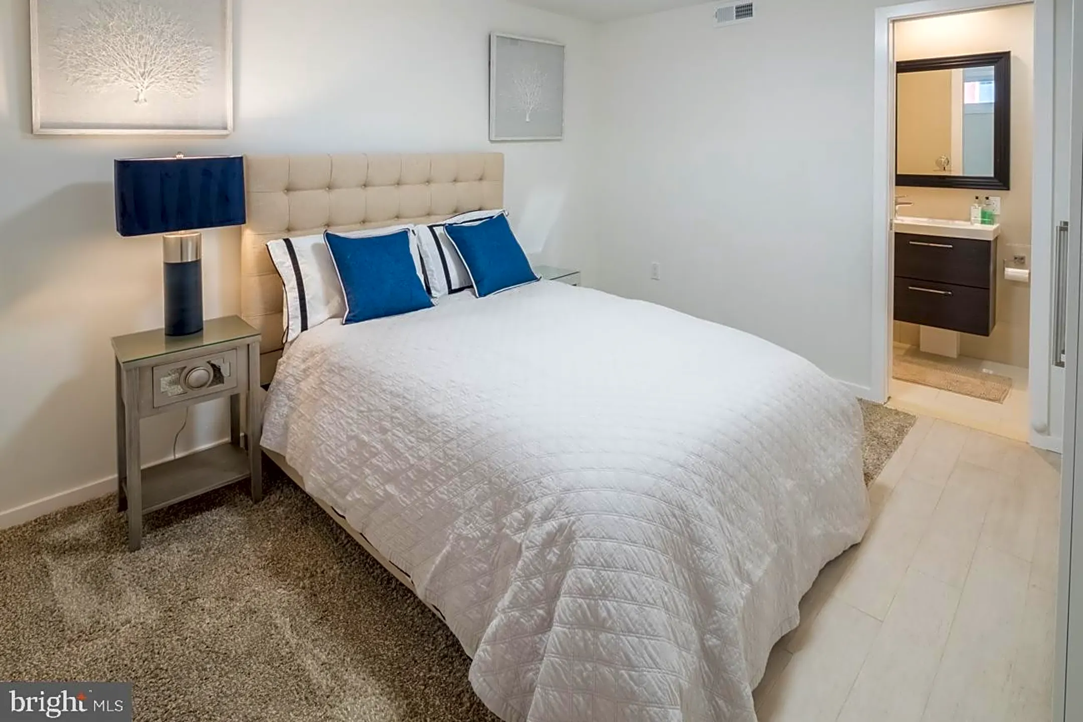 Bedroom - 3500 P St NW - Washington, DC