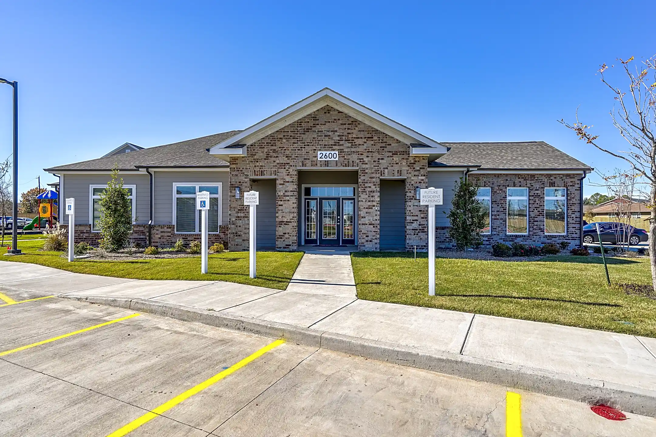 Juniper Pointe 2600 Tabor Parkway Kaufman, TX Apartments for Rent