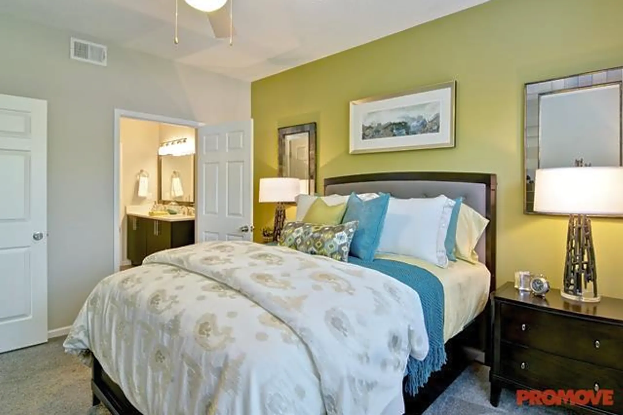 Bedroom - Aspire 1050 Lenox Park - Atlanta, GA