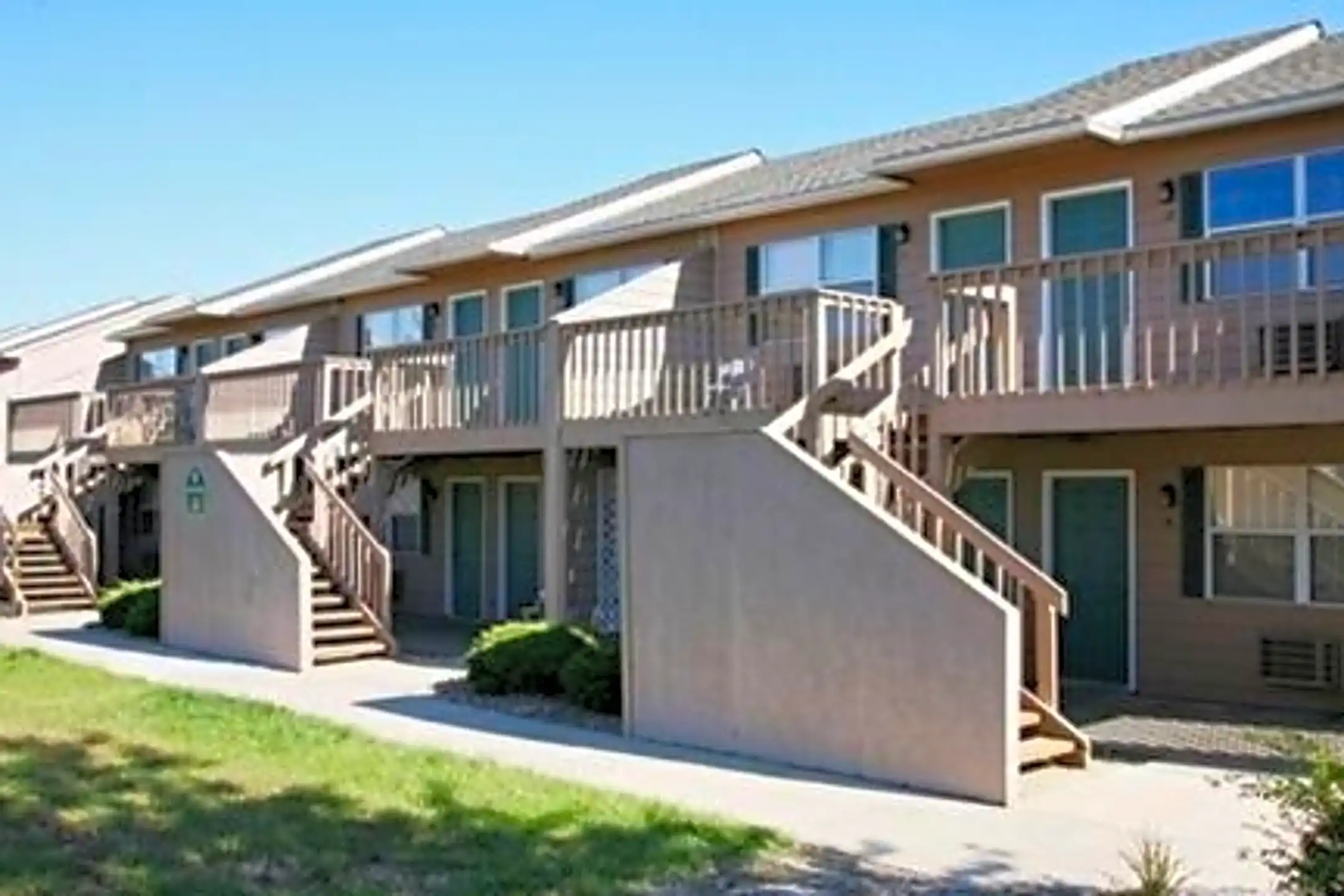 Eagle Ridge Apartments 530 Eldridge St Lawrence, KS Apartments for