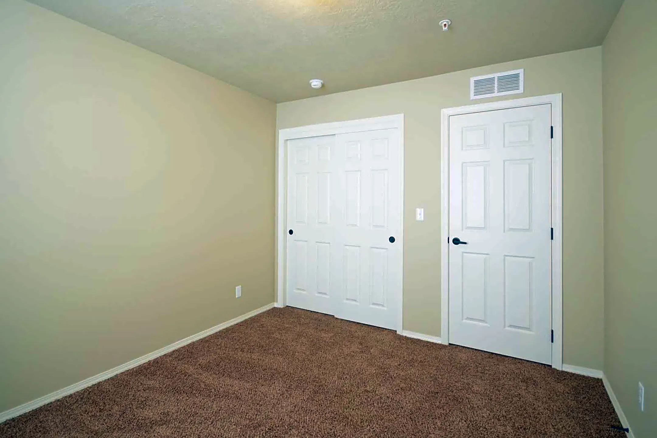 Bedroom - Aberdeen Apartments - Boise, ID