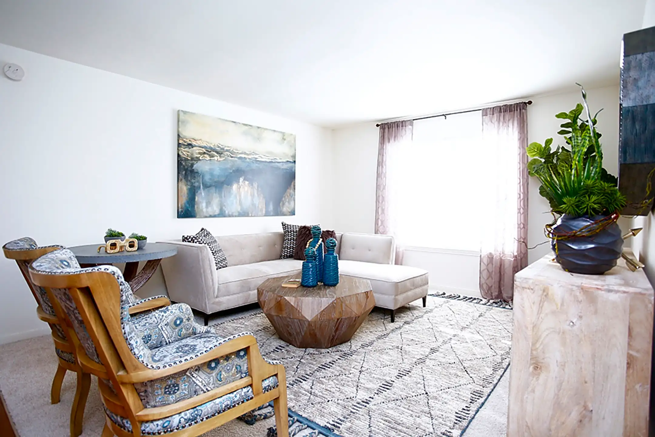 Gentry Square Apartments 1712 Gentry Square Ln Champaign, IL