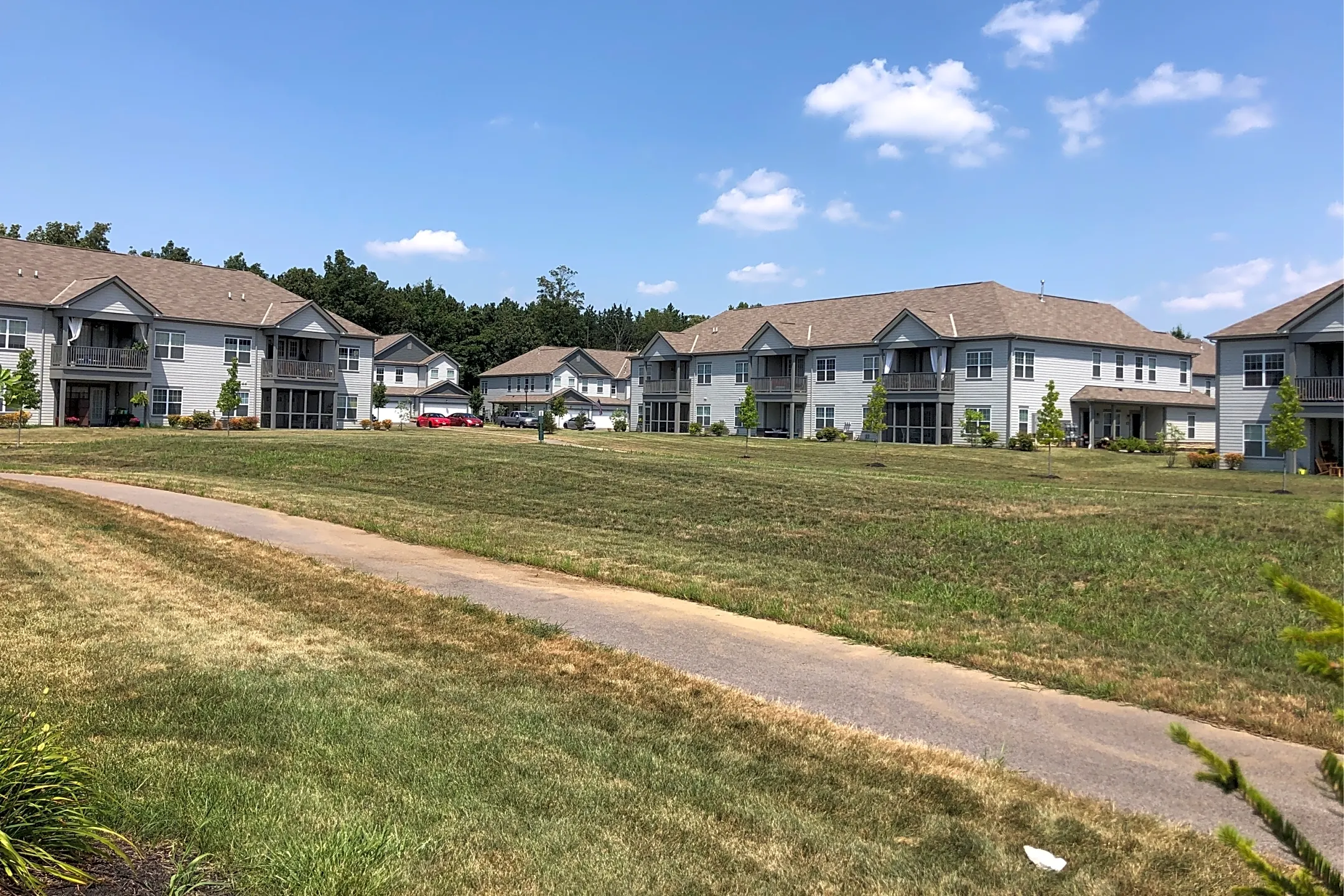 Olentangy Crossing Apartments - Lewis Center, OH 43035