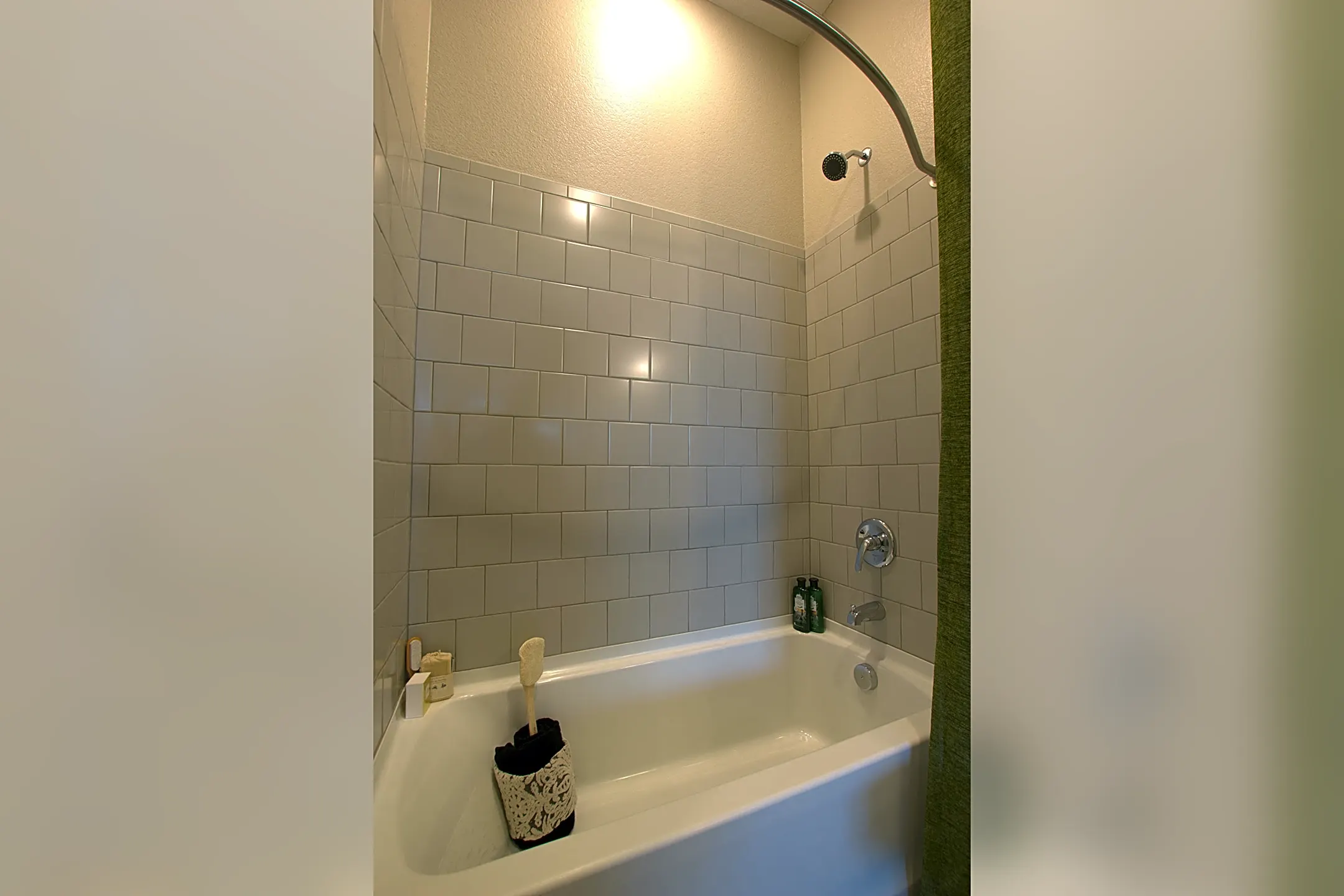 The Walcott Jeffersonville Apartments 222 W Maple St Jeffersonville