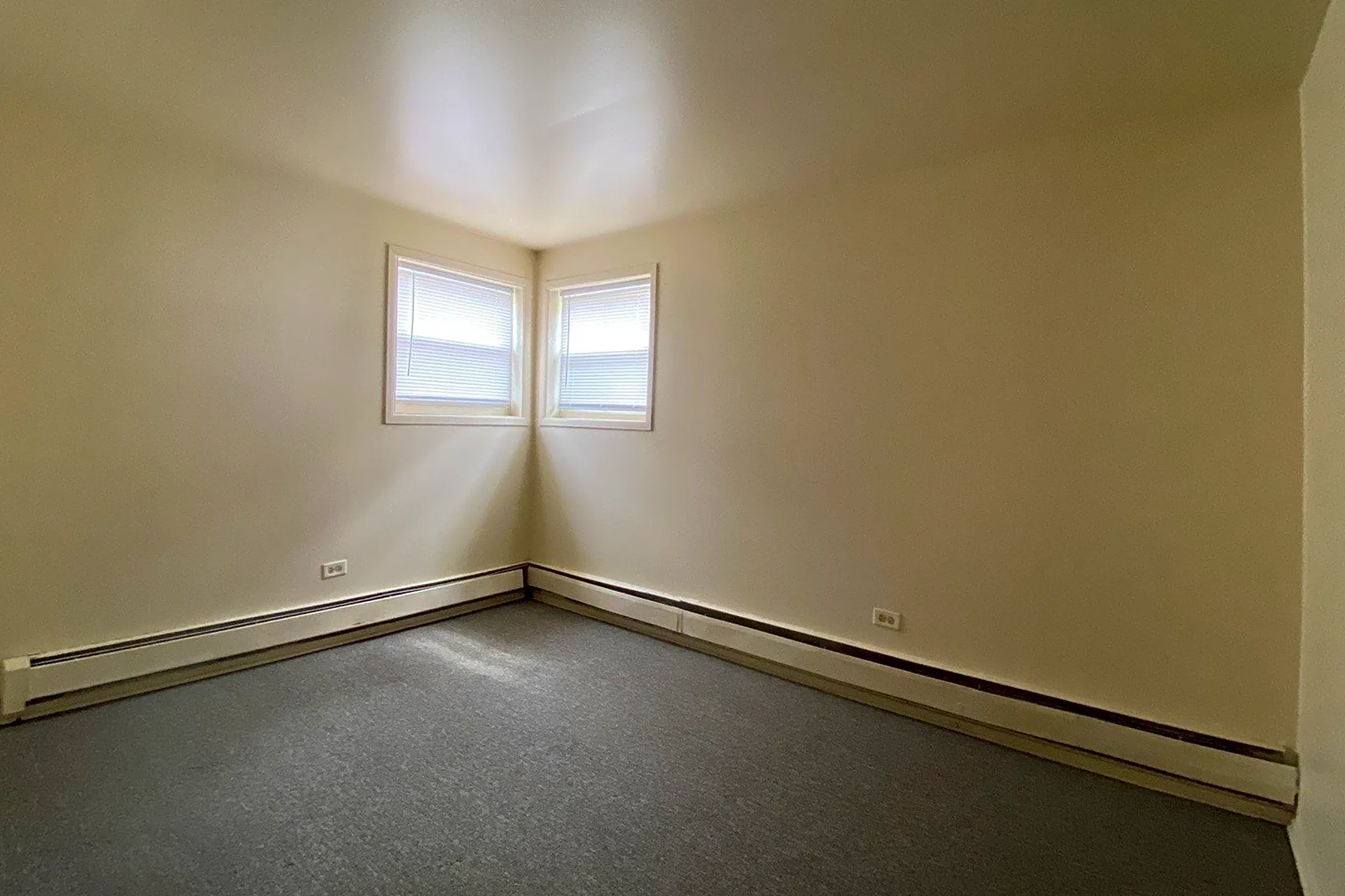Bedroom - 14629 Karlov Ave #GE - Midlothian, IL
