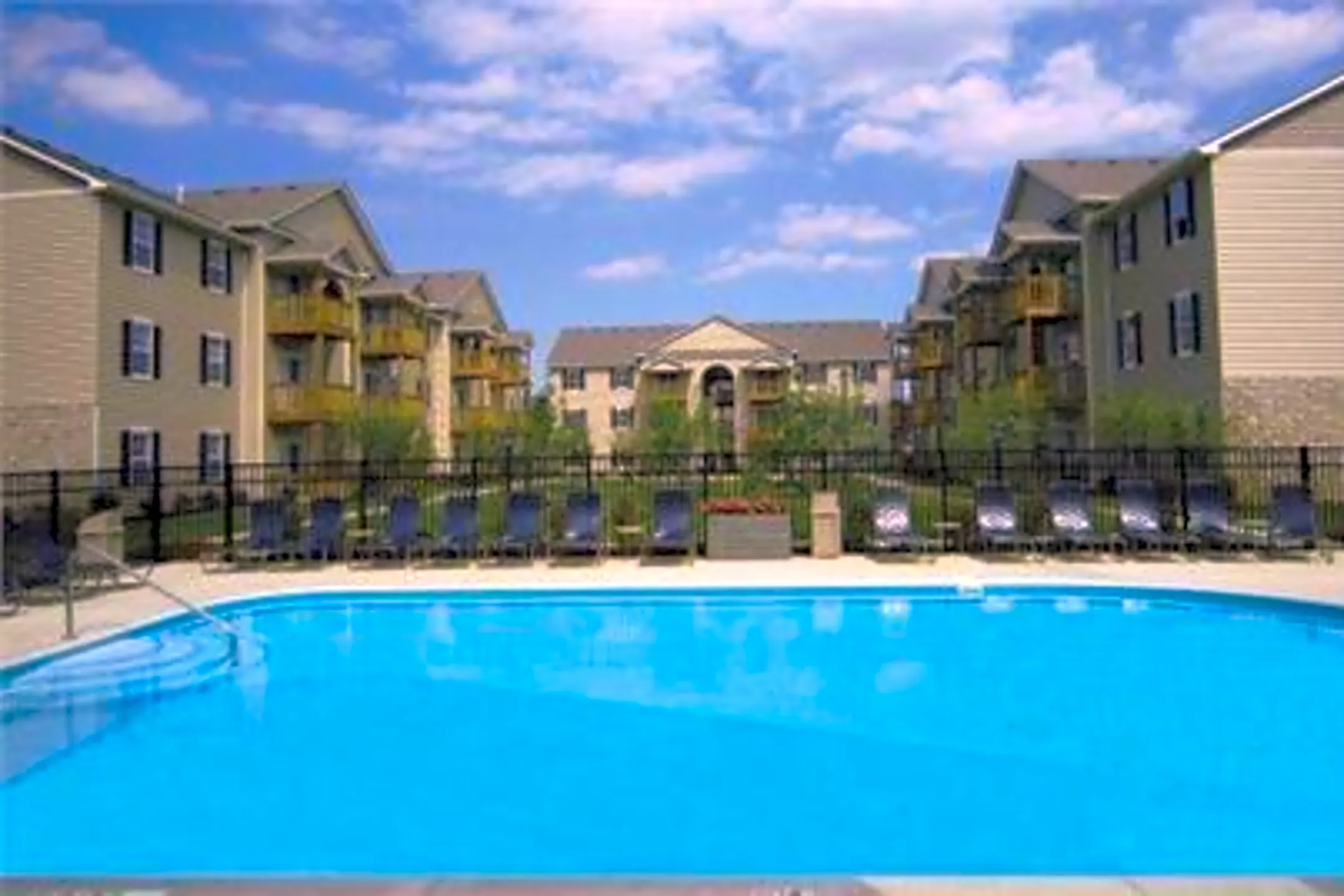 Pool - 8944 Quantum Square Dr - Columbus, OH