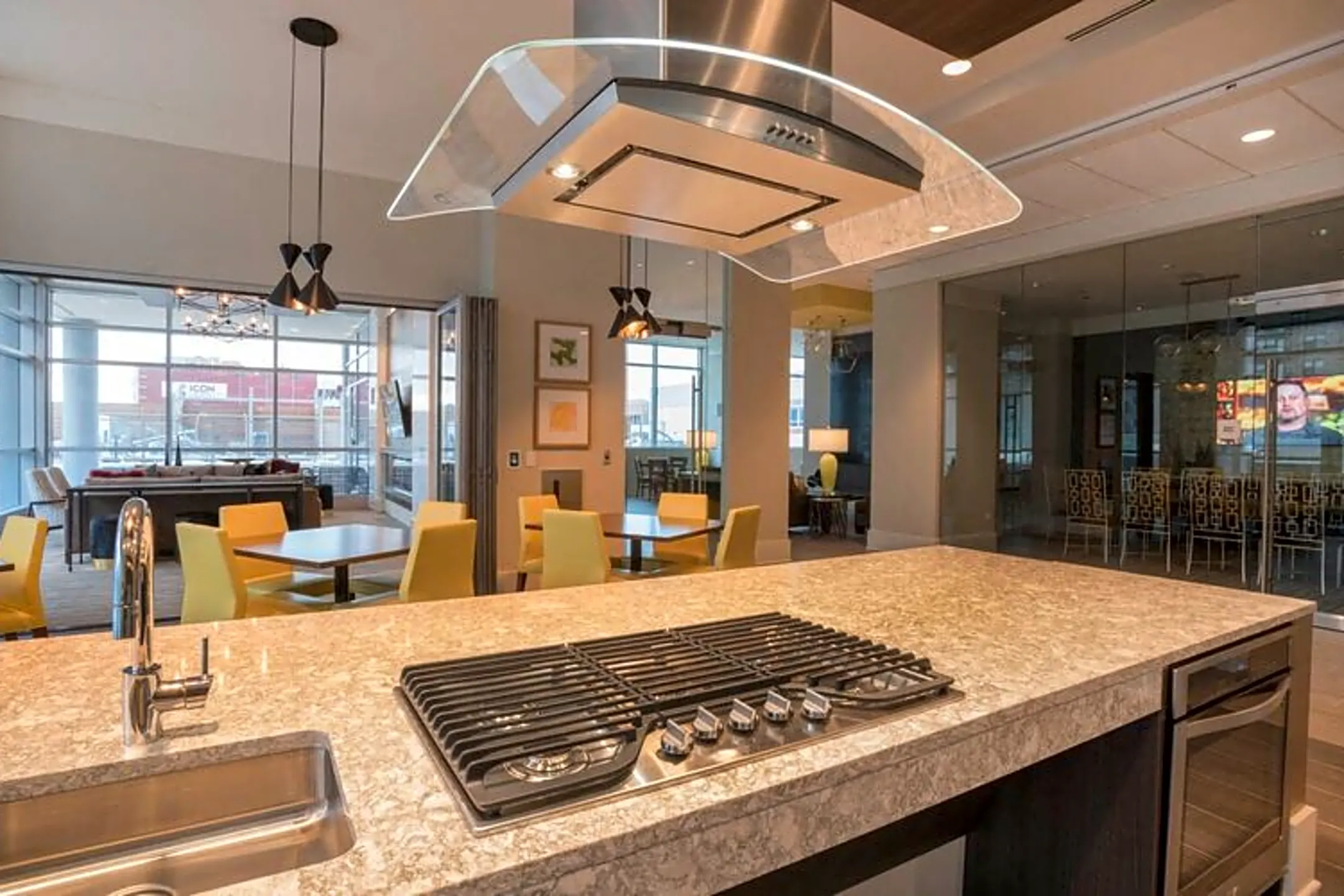 Kitchen - Alta Roosevelt - Chicago, IL
