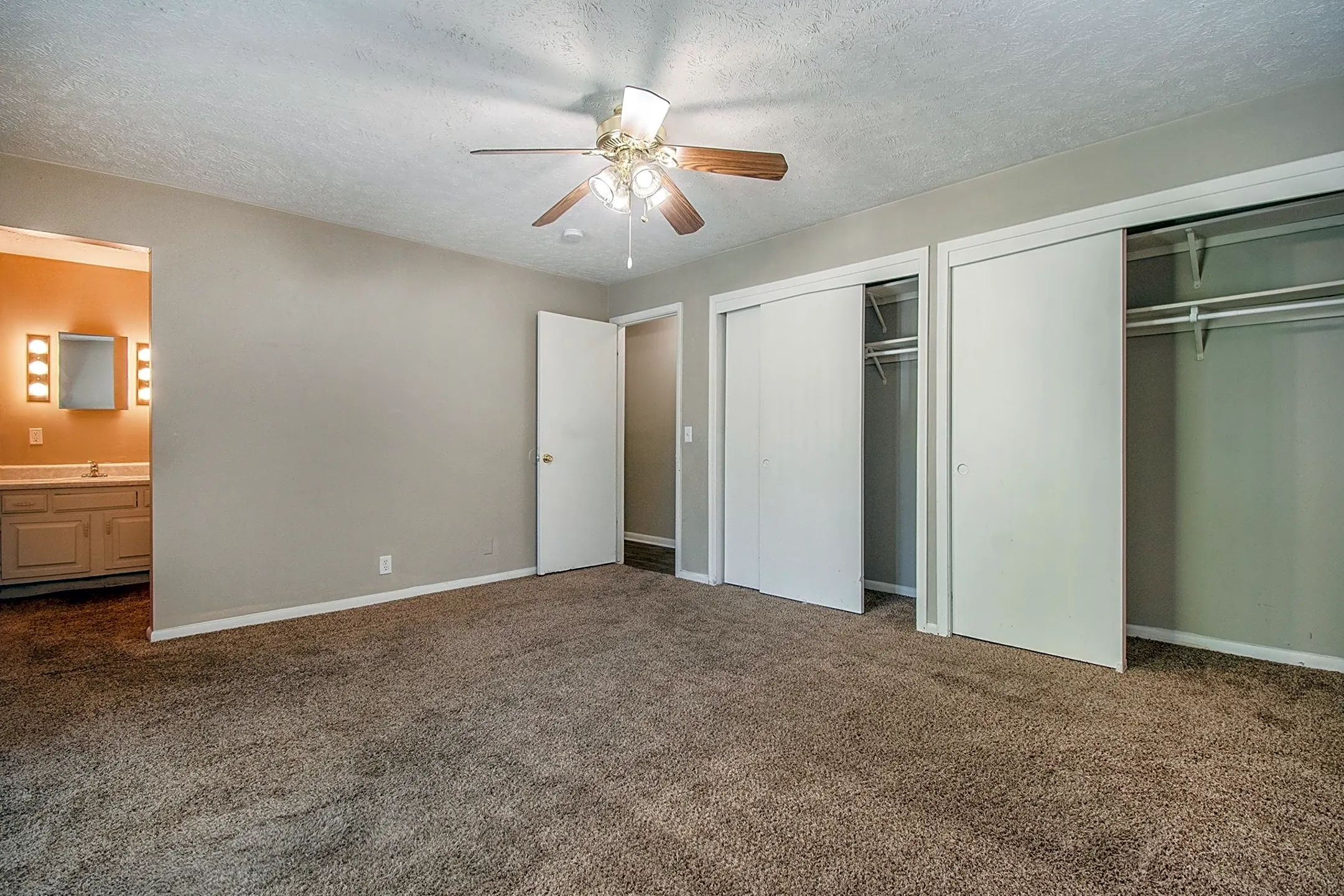 Maple Ridge Apartments - Omaha, NE 68164