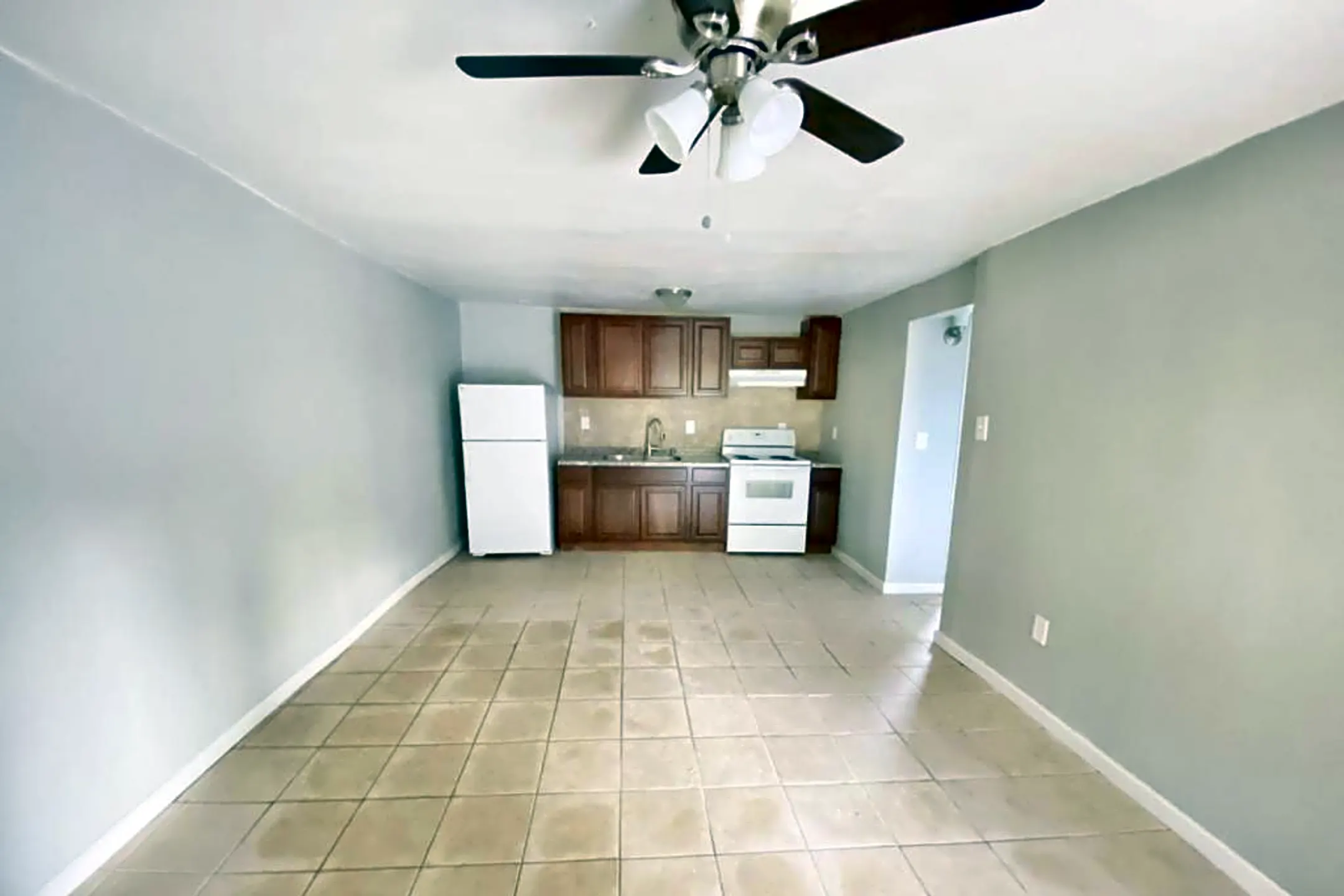 717 W Spring St 717 W Spring St unit 2 Somerton, AZ Houses for Rent