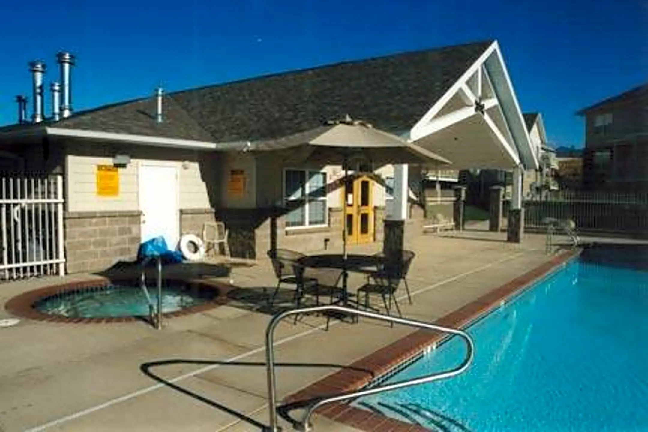 Crestview Apartments 4200 Expressway Missoula, MT Apartments for