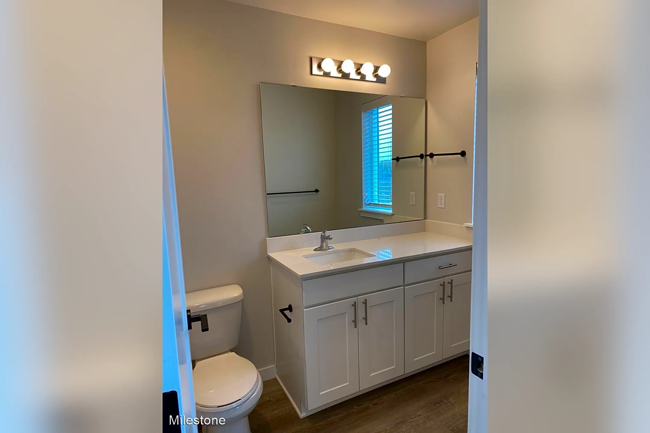 Chambers Reserve Townhomes 3 and 4 Bedroom Townhomes in Lacey! 3725