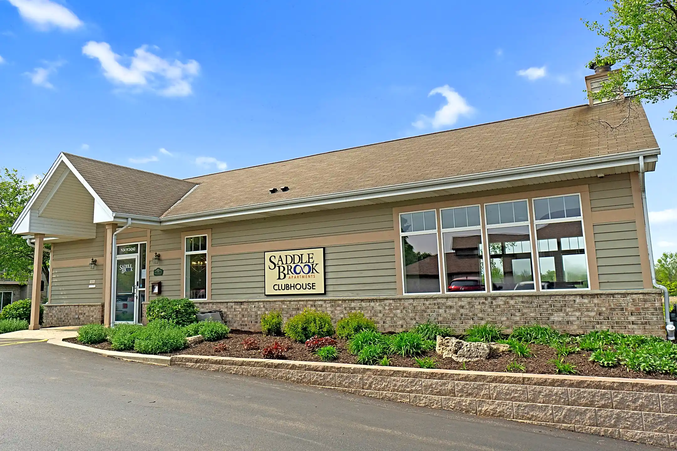 Saddle Brook Apartments Pewaukee, WI 53072