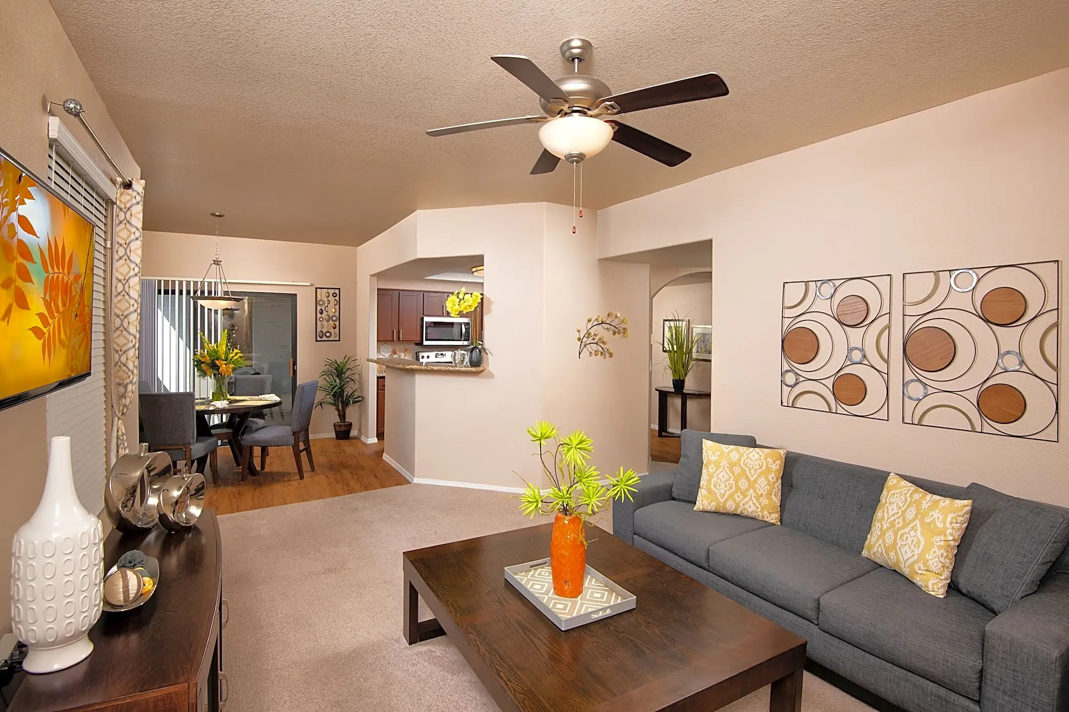 San Antigua In McCormick Ranch 8311 E Via De Ventura Scottsdale, AZ