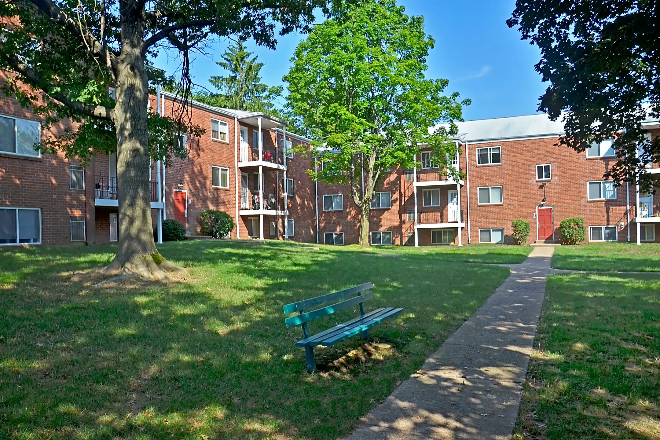 Jamestown Village Apartments Willow Grove, PA 19090