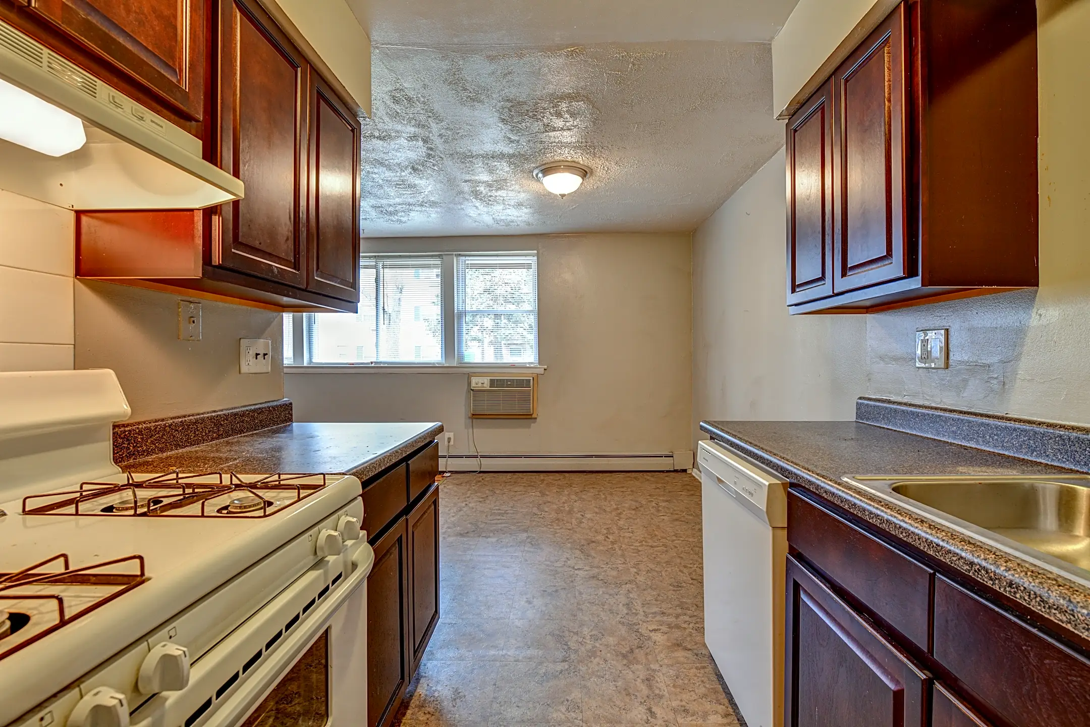 Parc One Apartments 91 Oak St Clementon, NJ Apartments for Rent Rent.