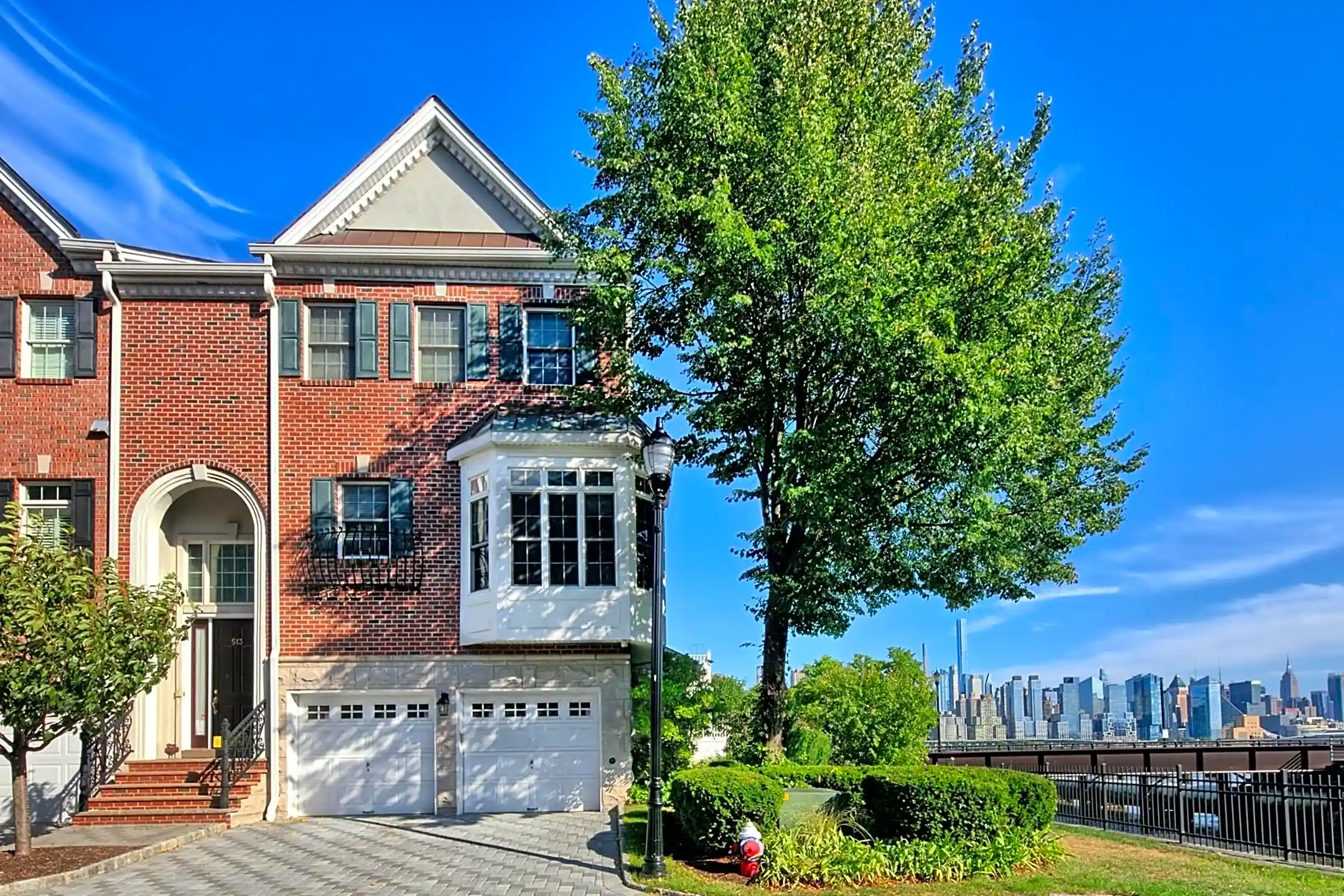 Building - 513 Harbor Pl - West New York, NJ