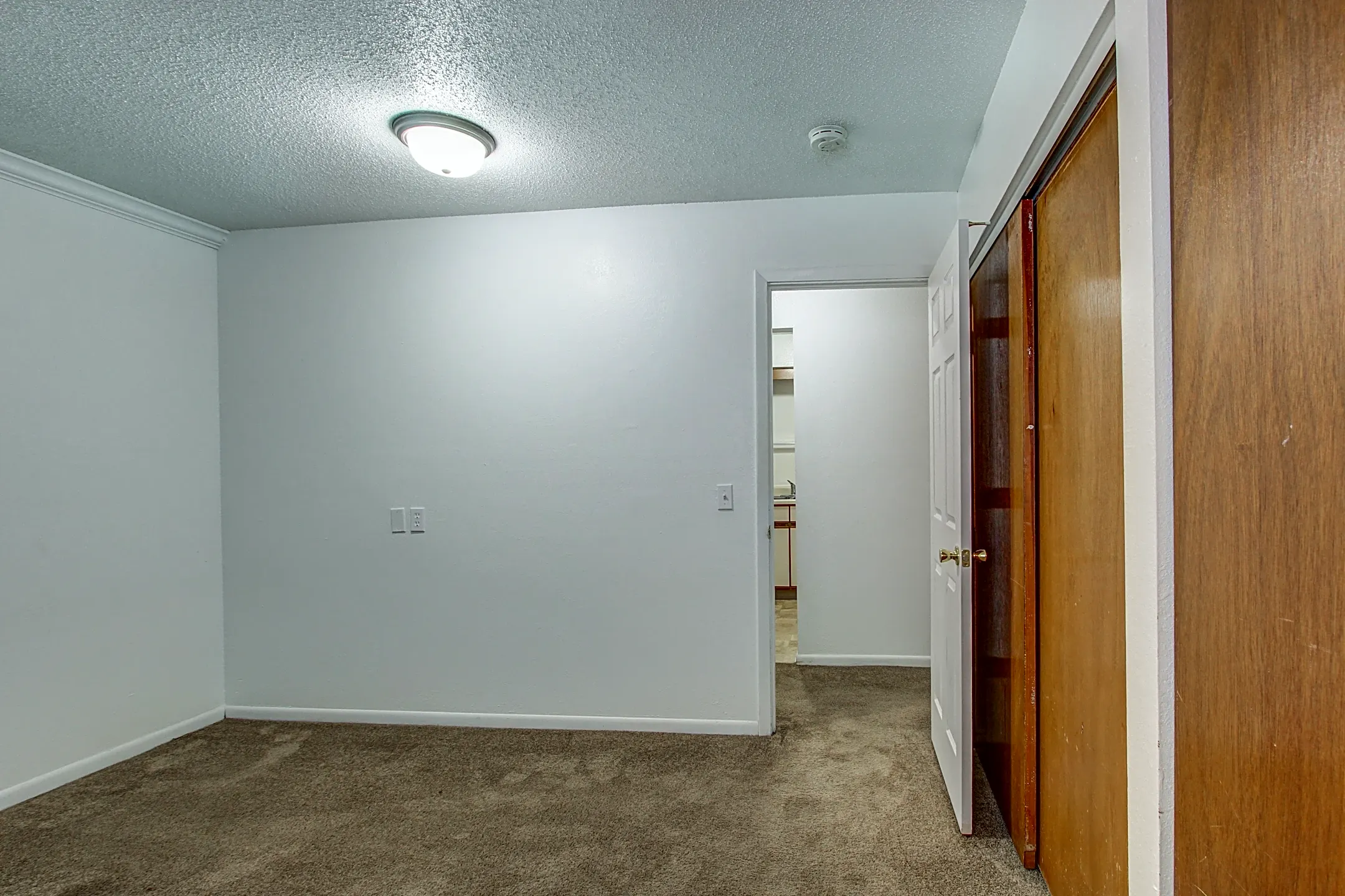 Timber Creek Apartments 3300 E Deerfield Rd Mount Pleasant, MI