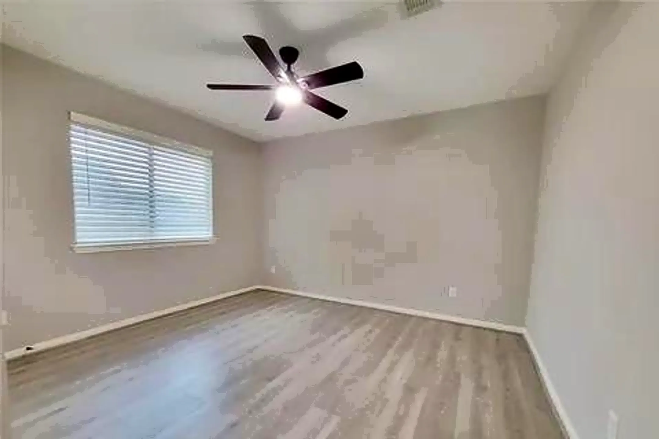 11735 Alief Clodine Rd 11735 Alief Clodine Rd unit 20 Houston, TX