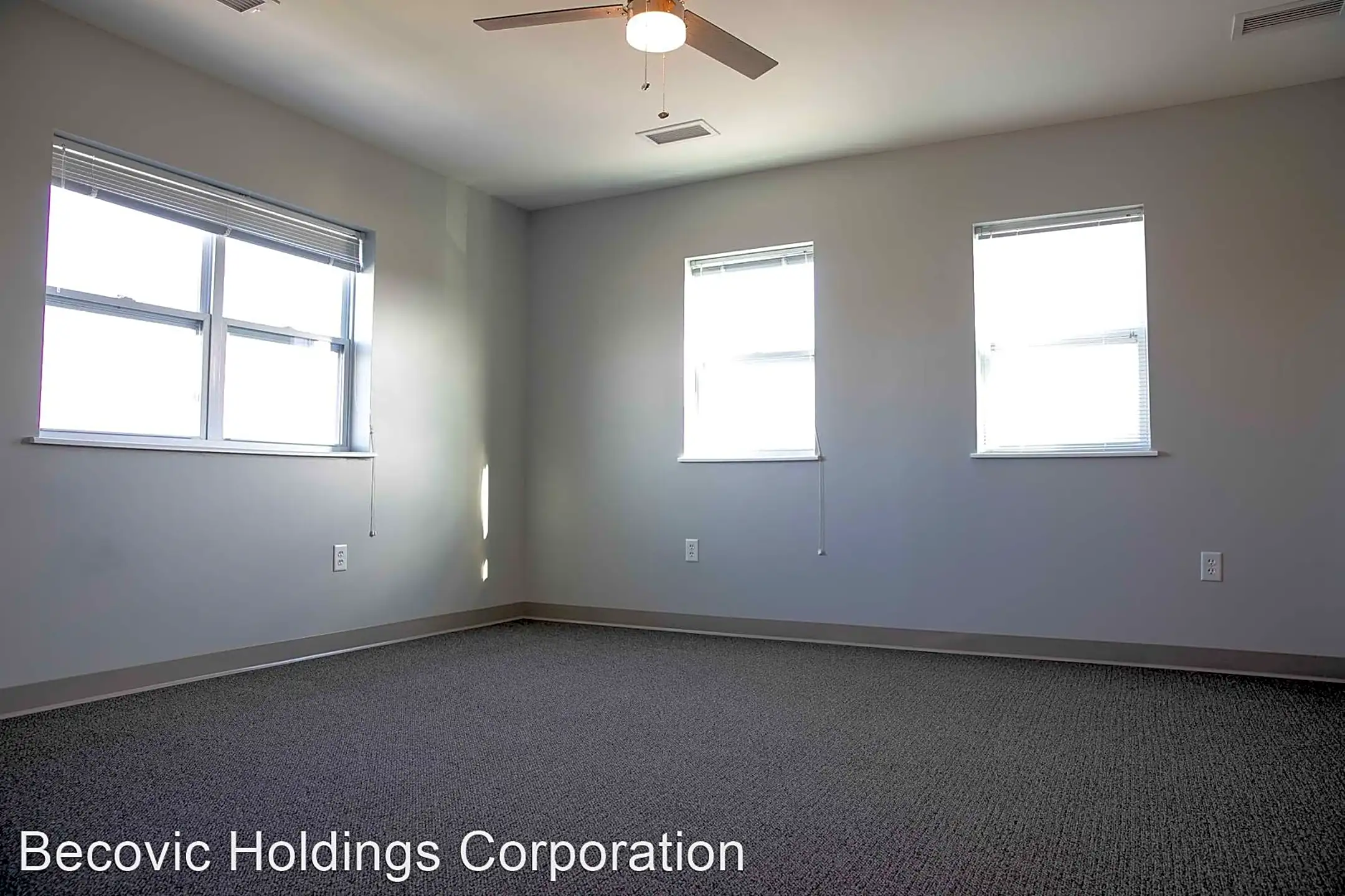 Bedroom - WaterFront Apartments - Moline, IL