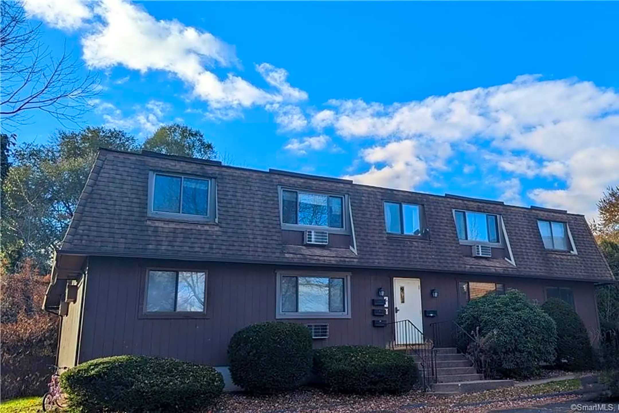 11 Westgate St B Condos West Hartford, CT 06110