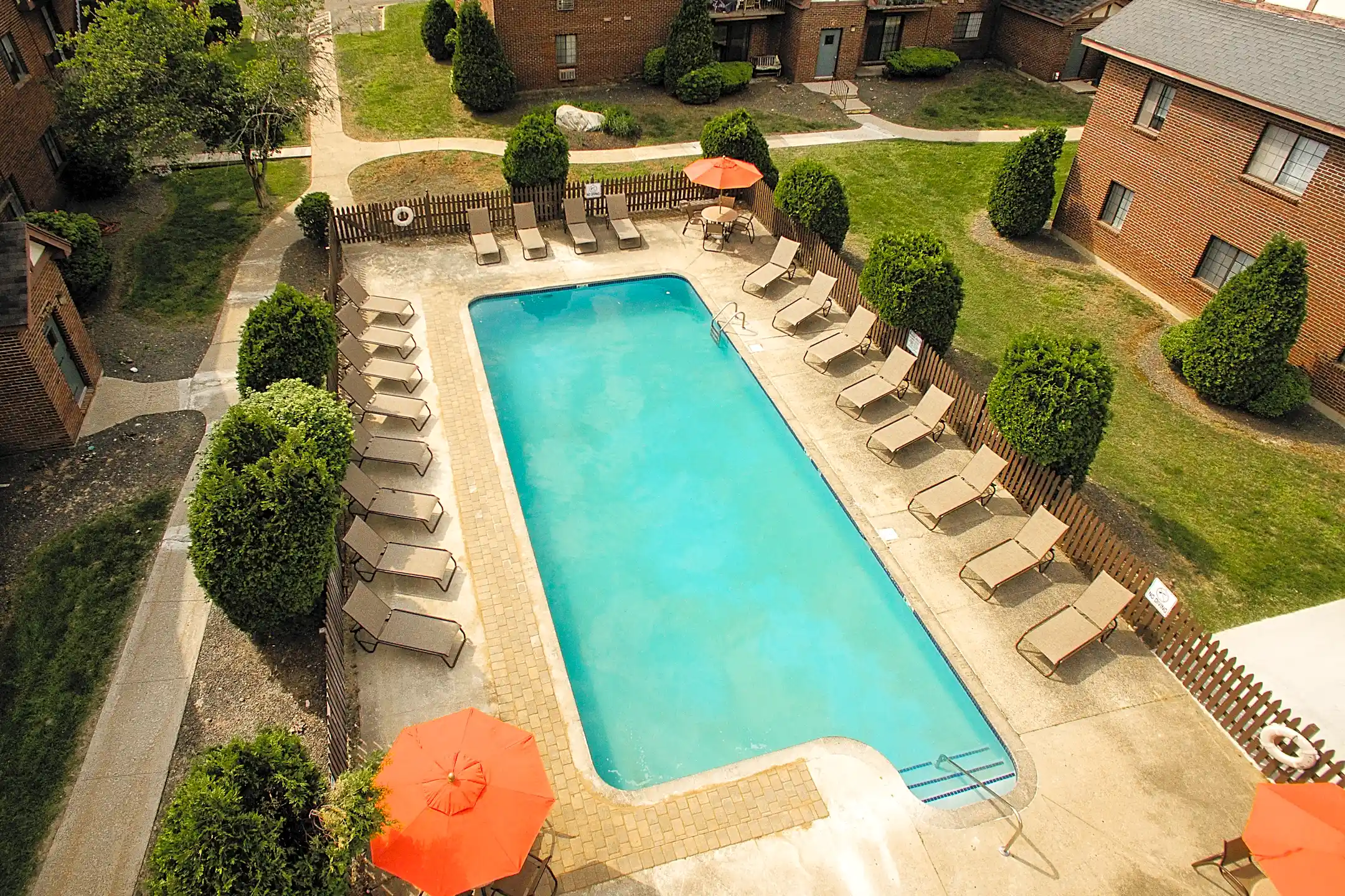 Rivers Edge Apartments 35 Sharon Rd Waterbury, CT Apartments for