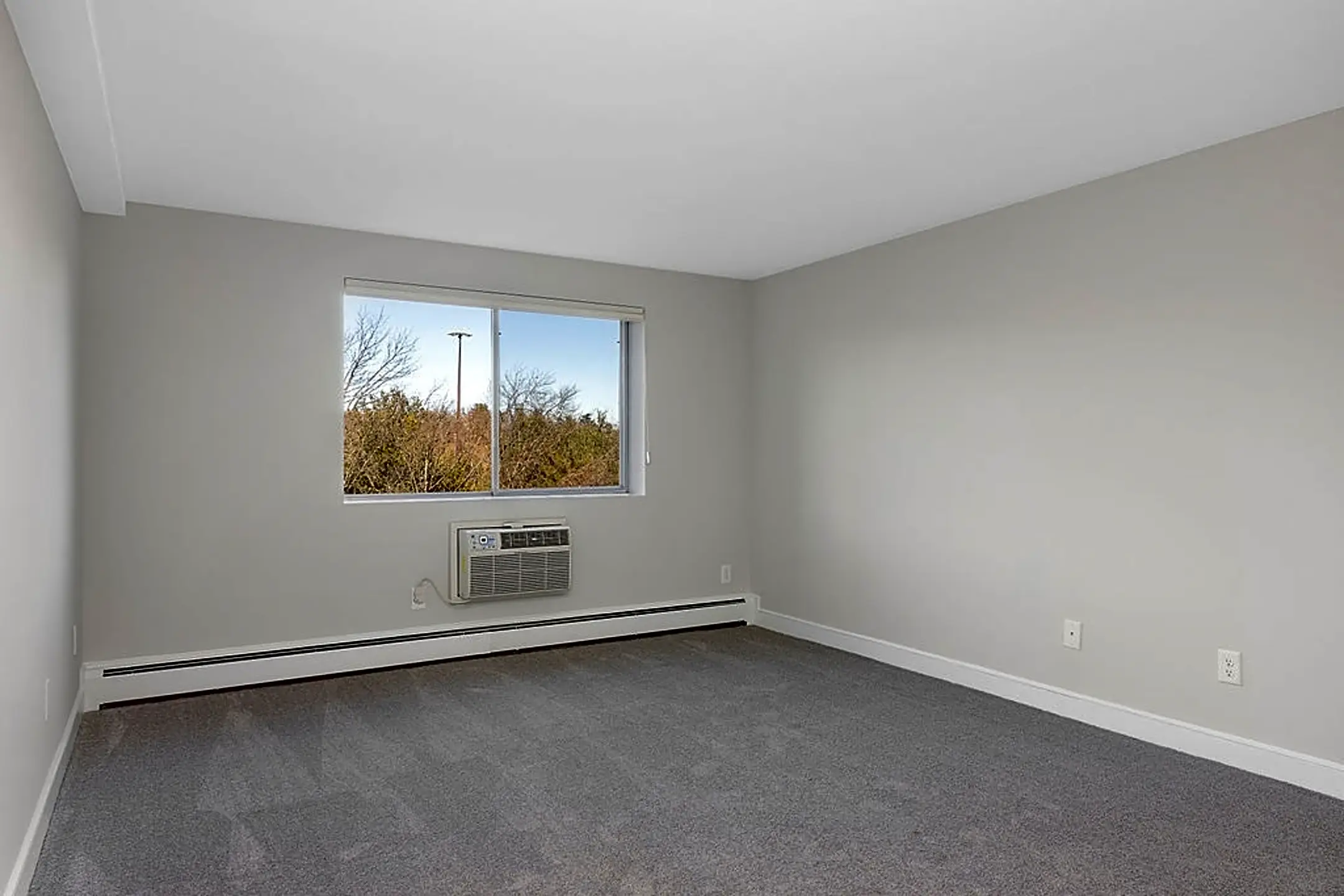 Stonehill Towers 5 Stonehill Dr Stoneham, MA Apartments for Rent