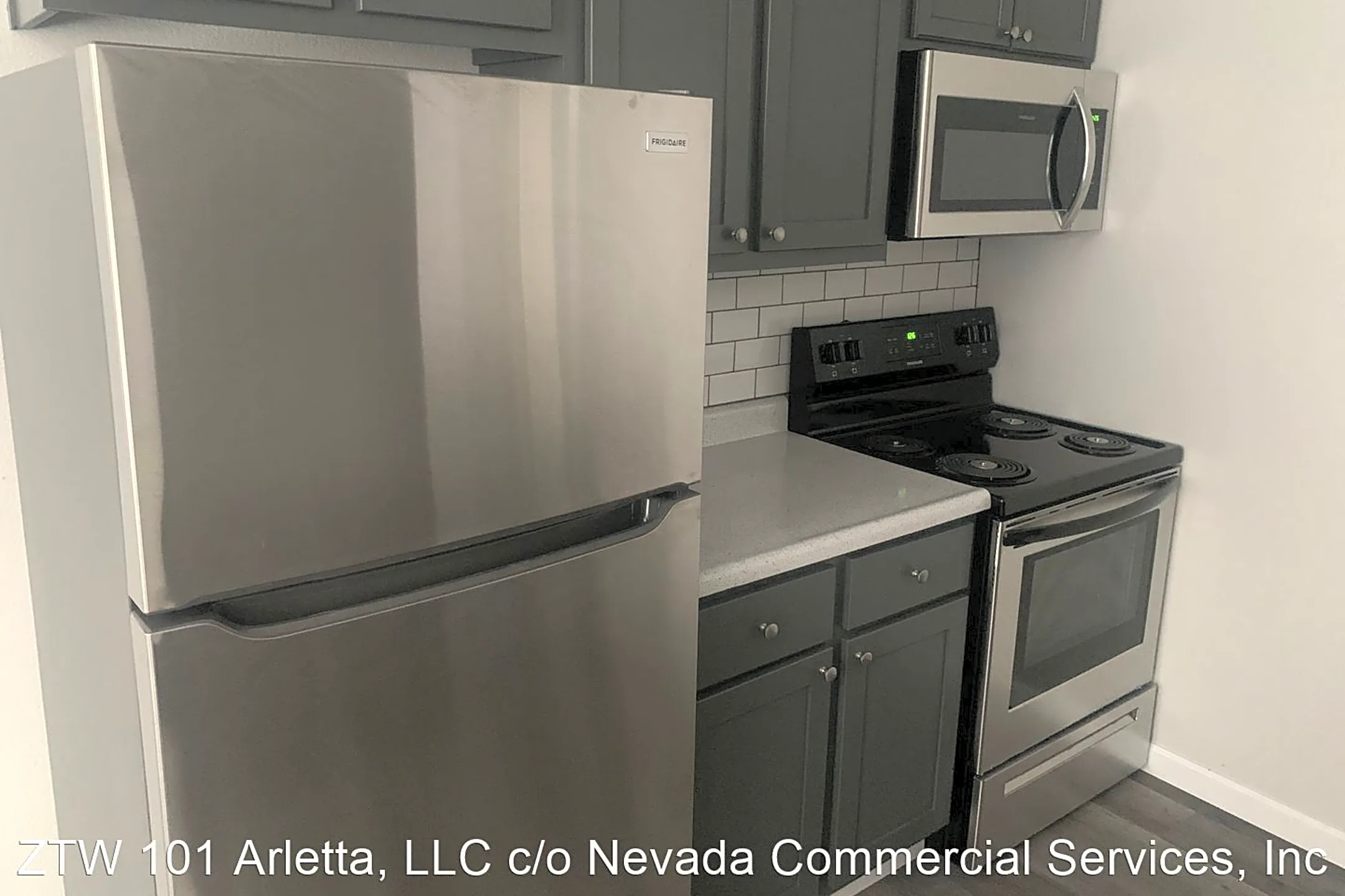 Kitchen - 101 Arletta Apartments - Reno, NV
