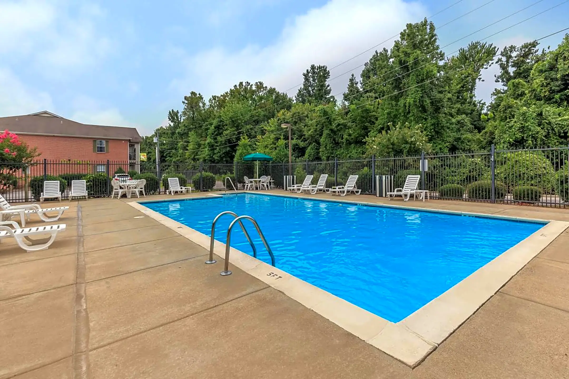 Peachtree Park Apartments Apartments Dyersburg, TN 38024