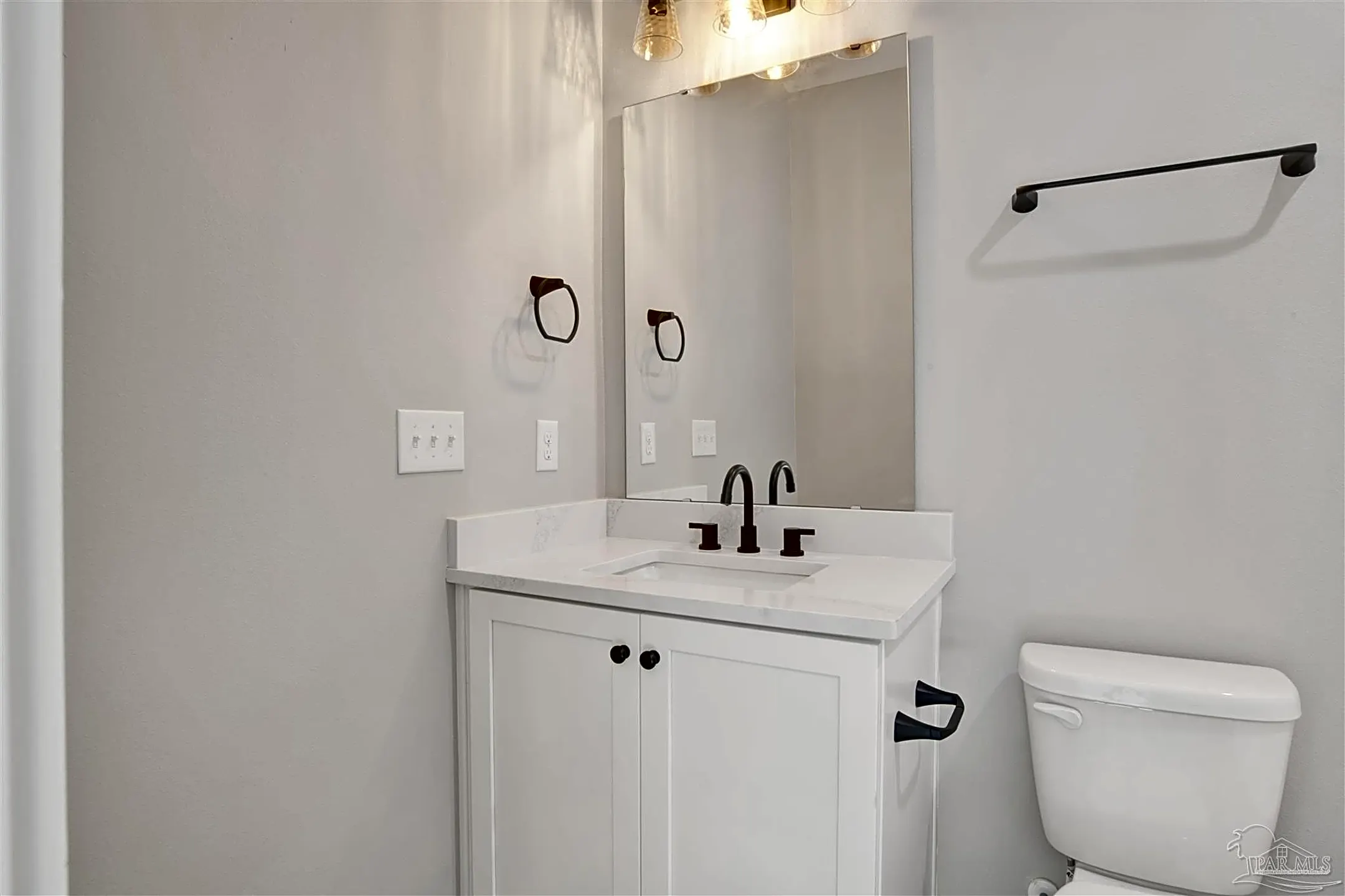 Bathroom - 1018 N D St - Pensacola, FL
