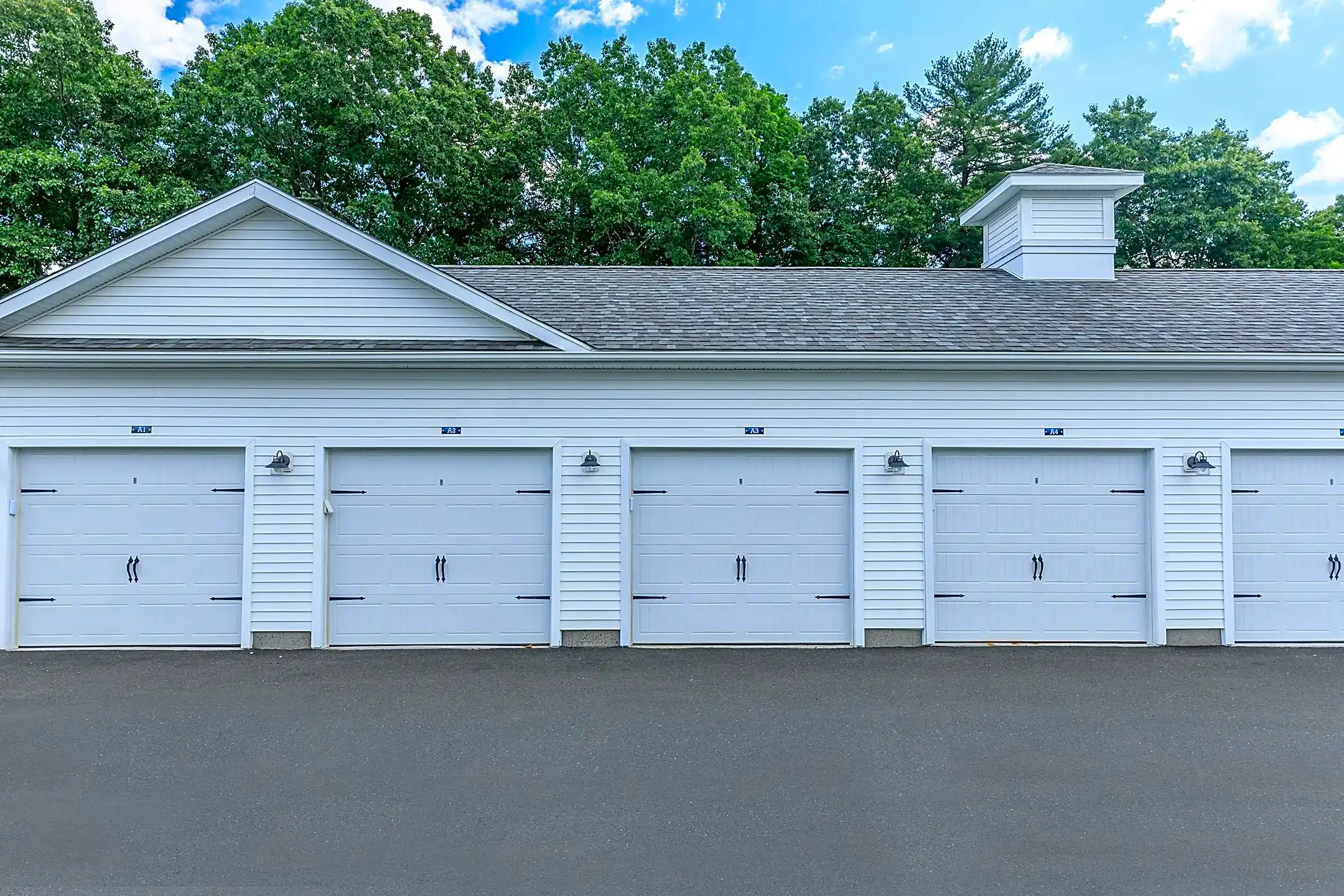 The Pointe at Dorset Crossing 55 Dorset Crossing Drive Simsbury, CT Apartments for Rent Rent.