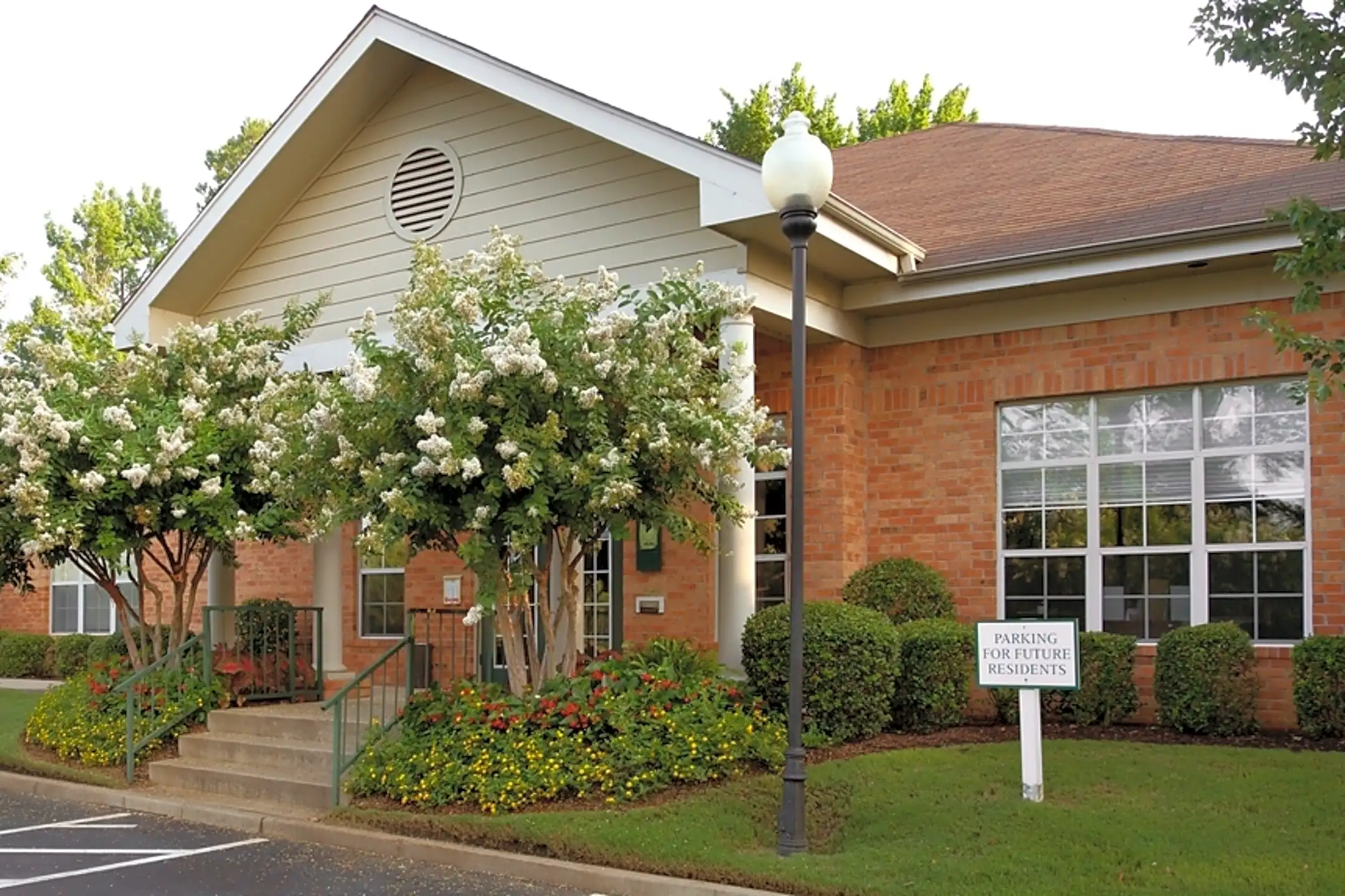 Magnolias At Hernando Hernando, MS 38632