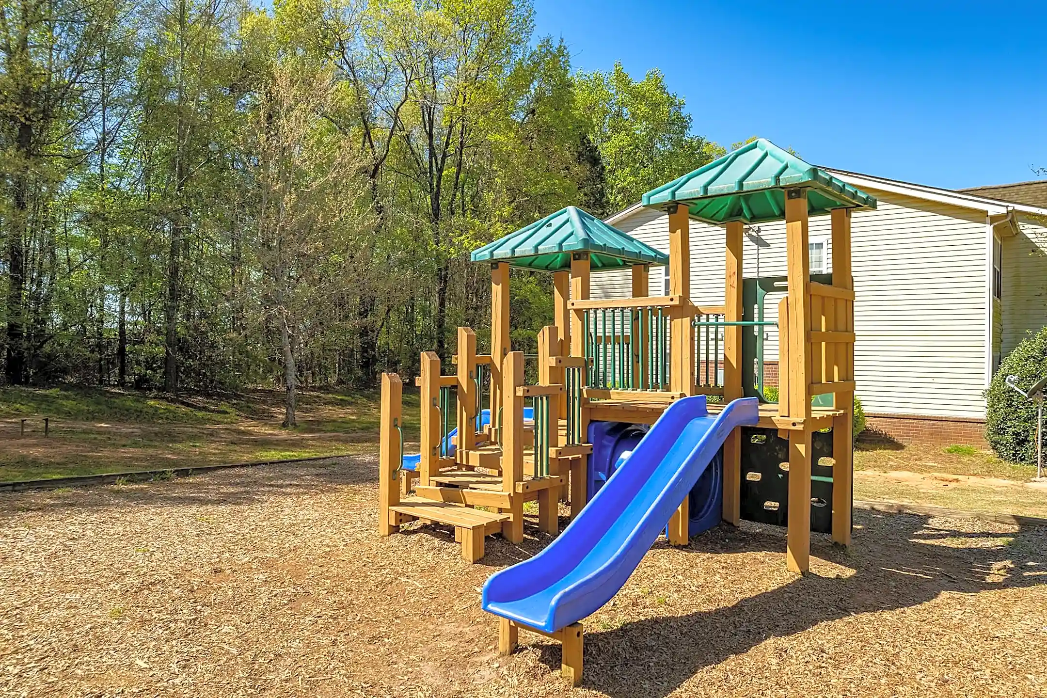 Hillside Square 2351 Spring Haven Drive Southwest Gainesville, GA