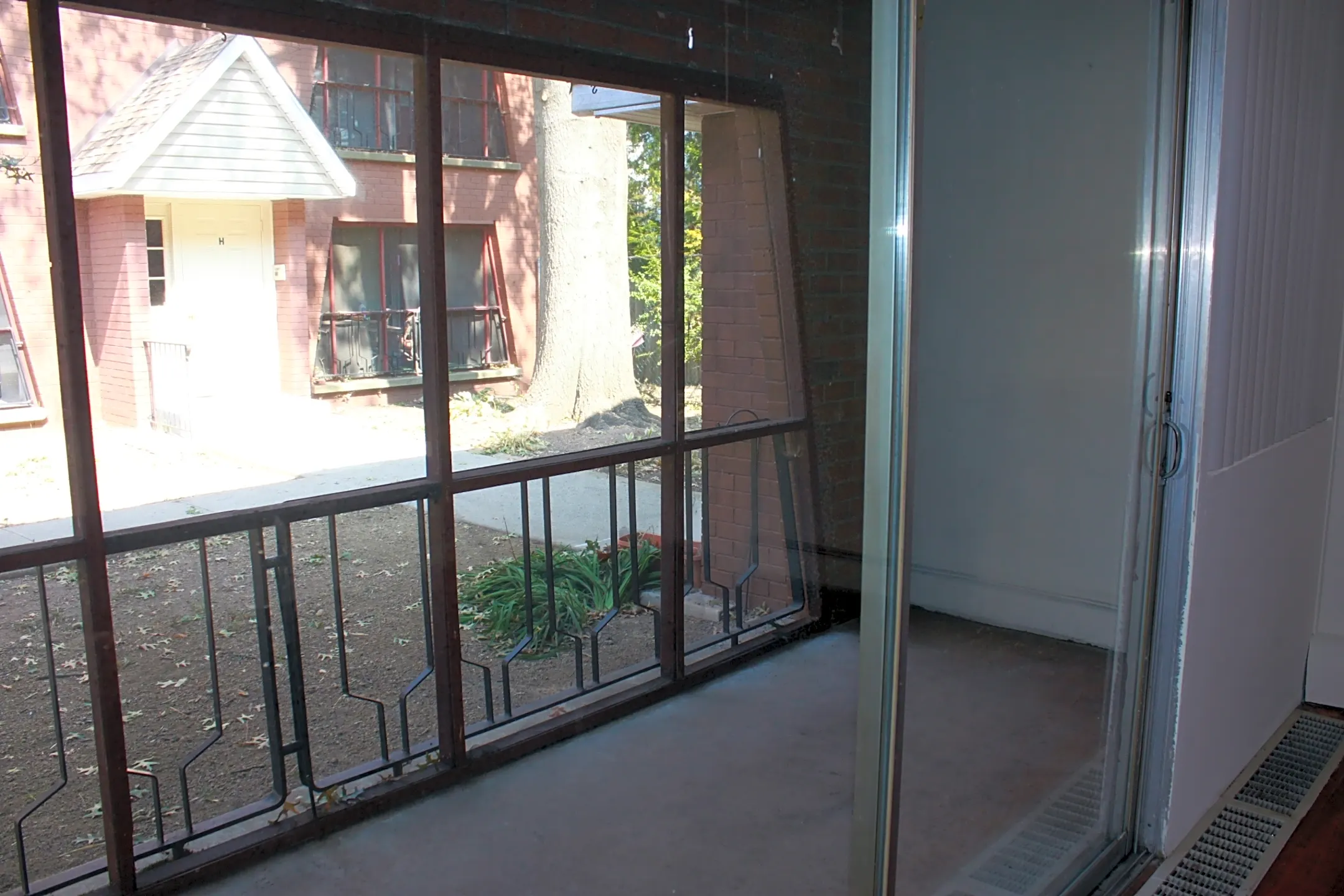 Lansdale Village Apartments 219 York Ave Lansdale, PA Apartments