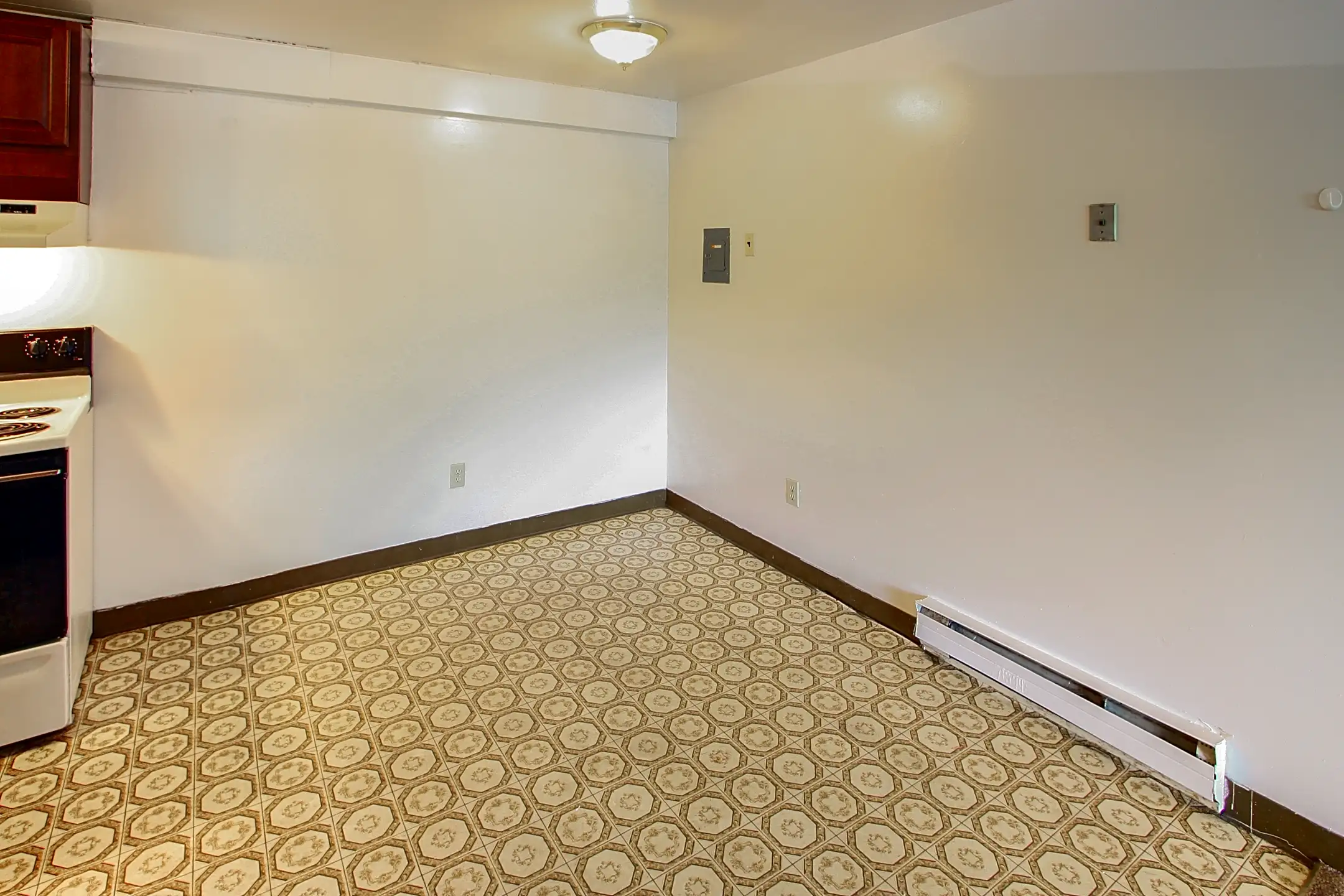 Arbor Heights Apartments 211 Beattie St Syracuse, NY Apartments for