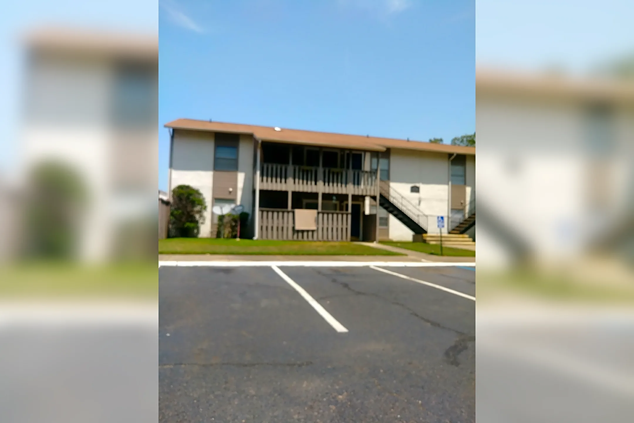 The Marq 3126 Bert Kouns Industrial Loop Shreveport, LA Apartments