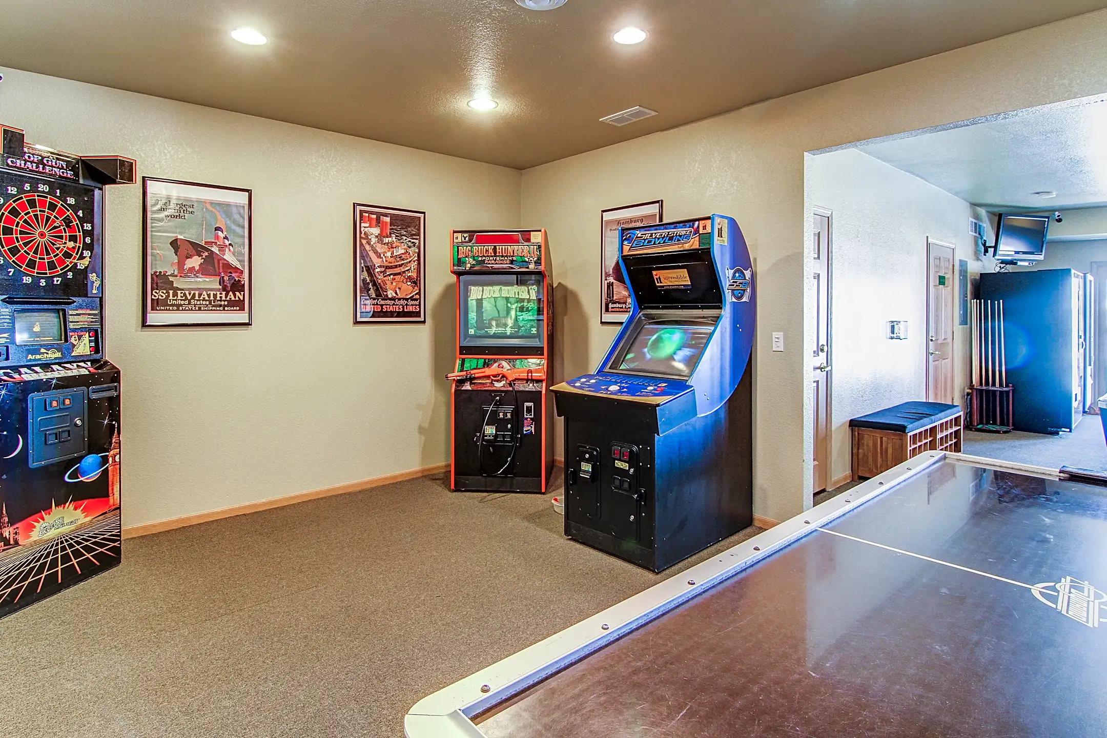 Hawk's Ridge Apartments Beloit, WI 53511