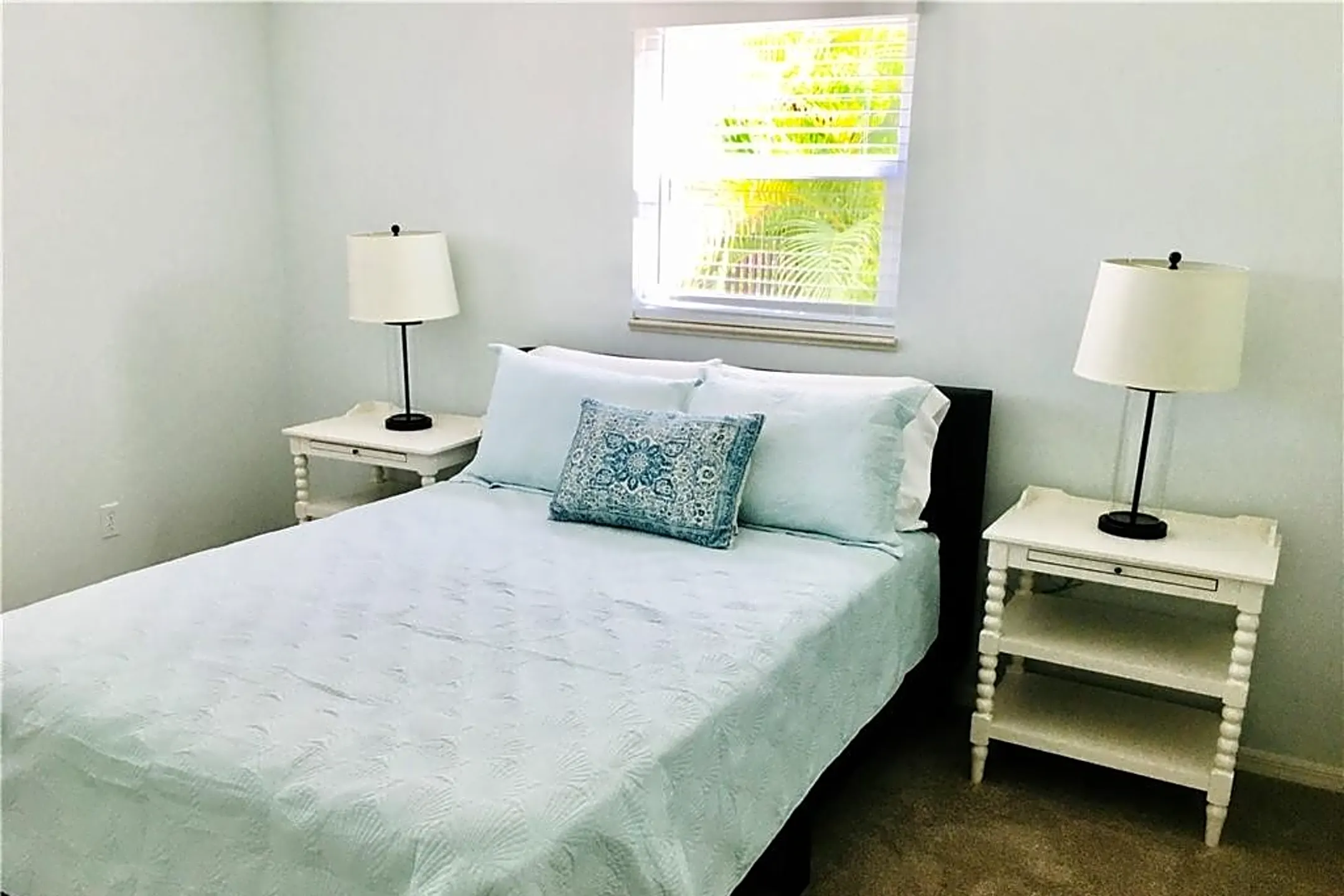 Bedroom - 907 Coquina Ln - Vero Beach, FL