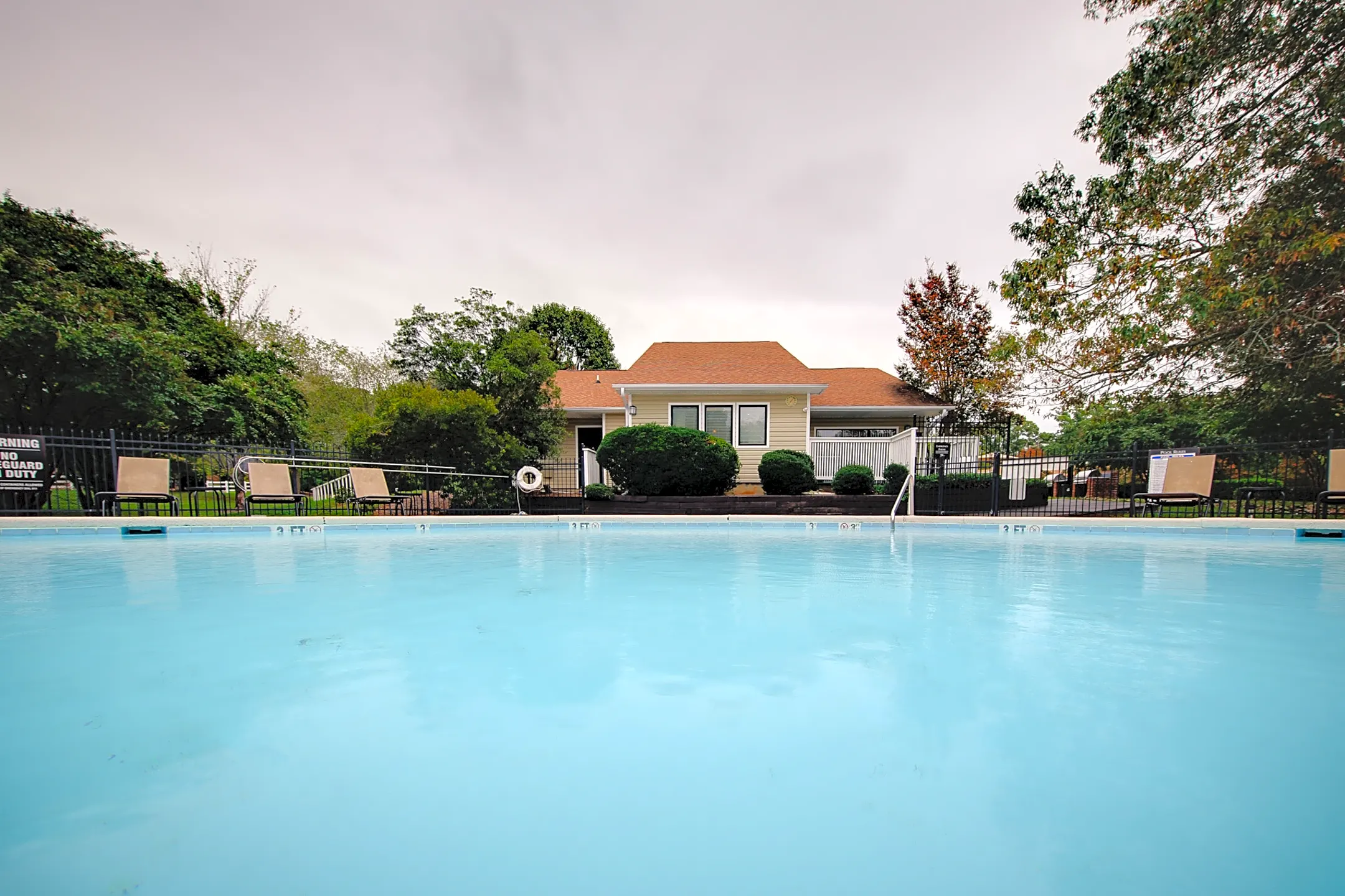 Terrace Oaks 3803 Cotswold Ave Greensboro, NC Apartments for Rent