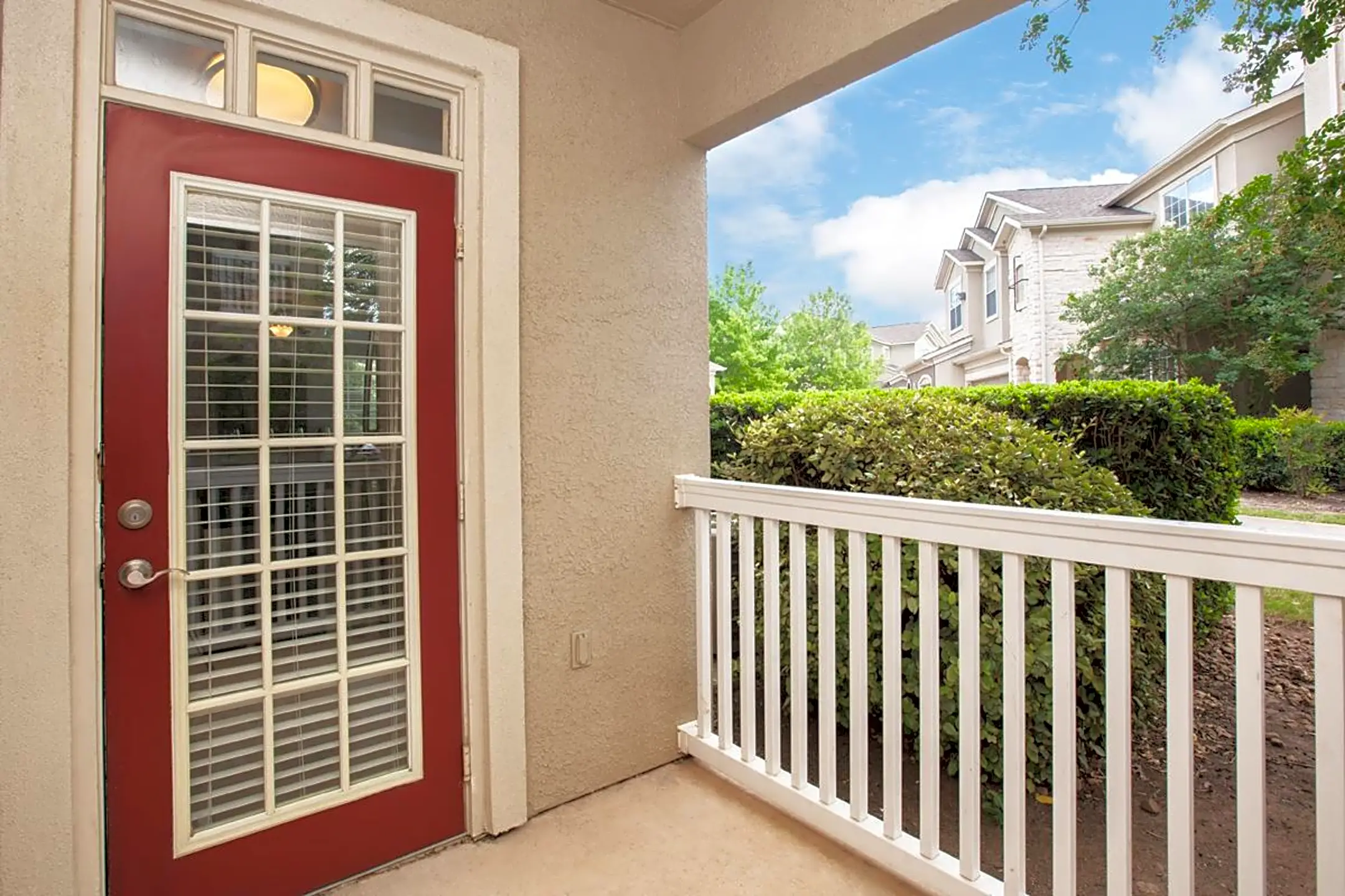 The View At Encino Commons 21303 Encino Commons San Antonio, TX