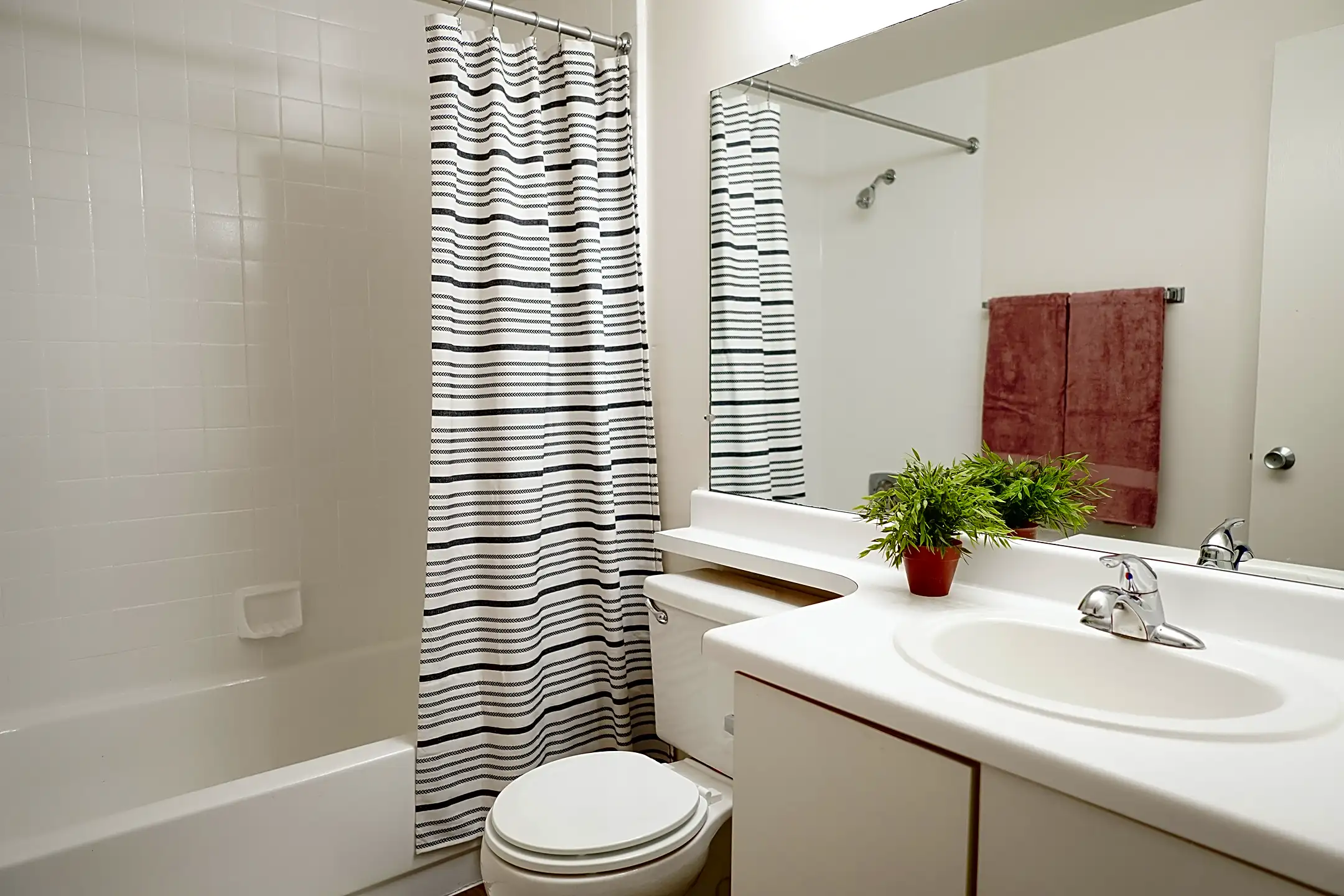 Meadowbrook Village Ann Arbor, MI 48103