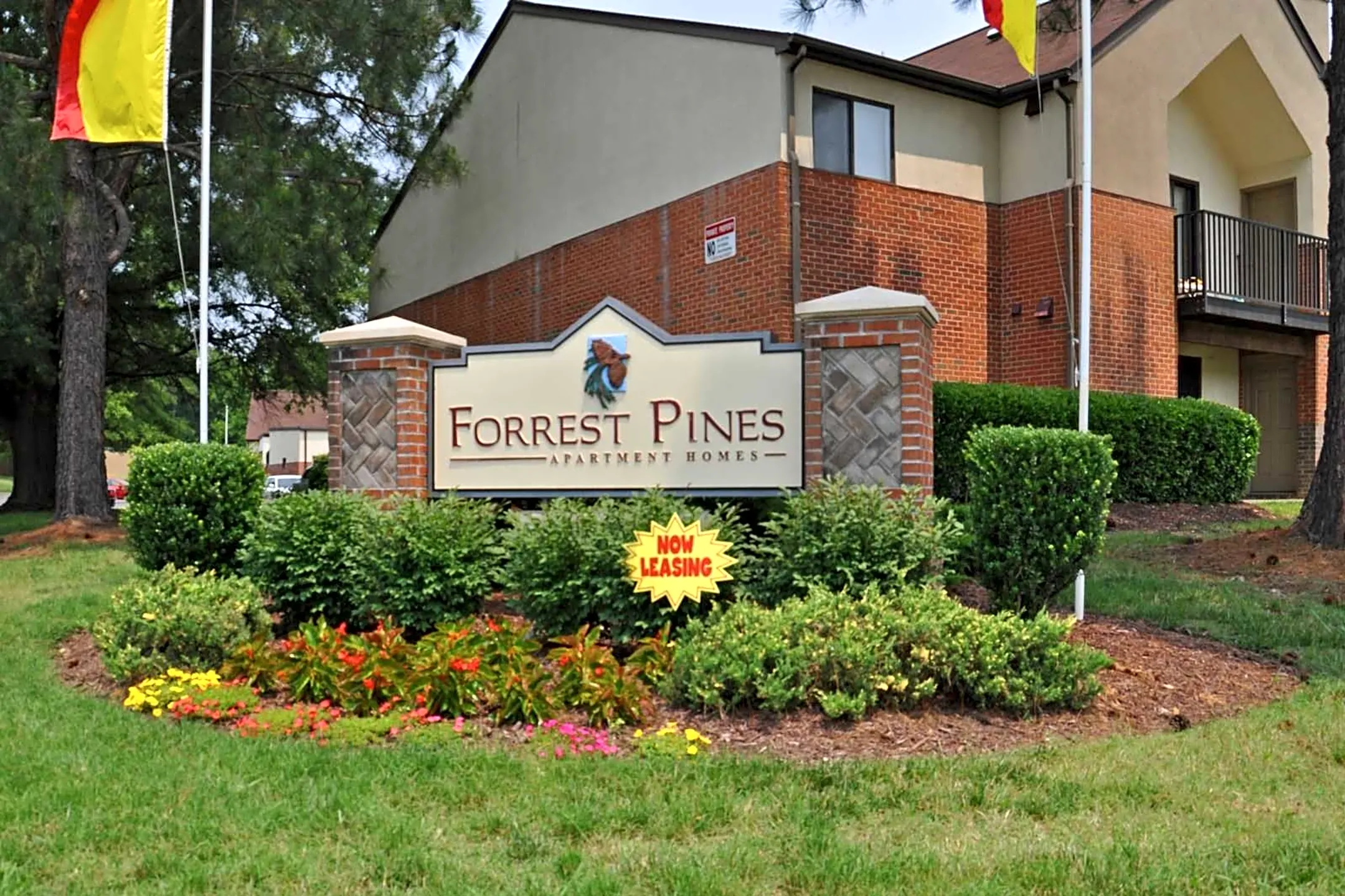 Community Signage - Forrest Pines Senior Community - Newport News, VA