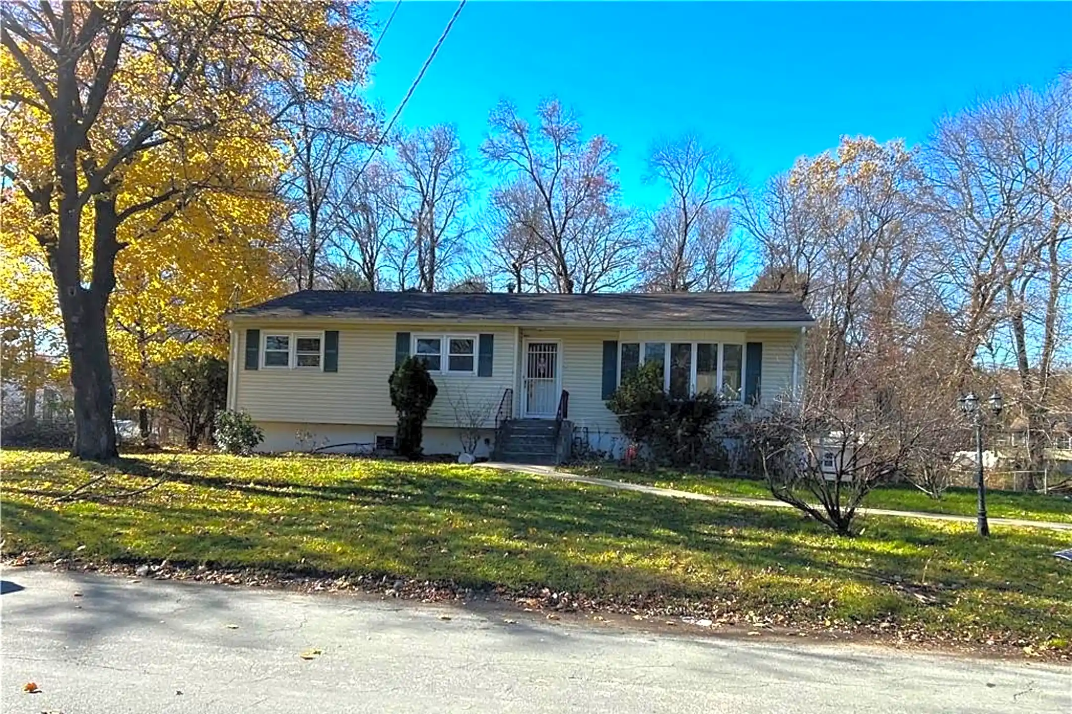 8 Greene Rd Houses Spring Valley, NY 10977