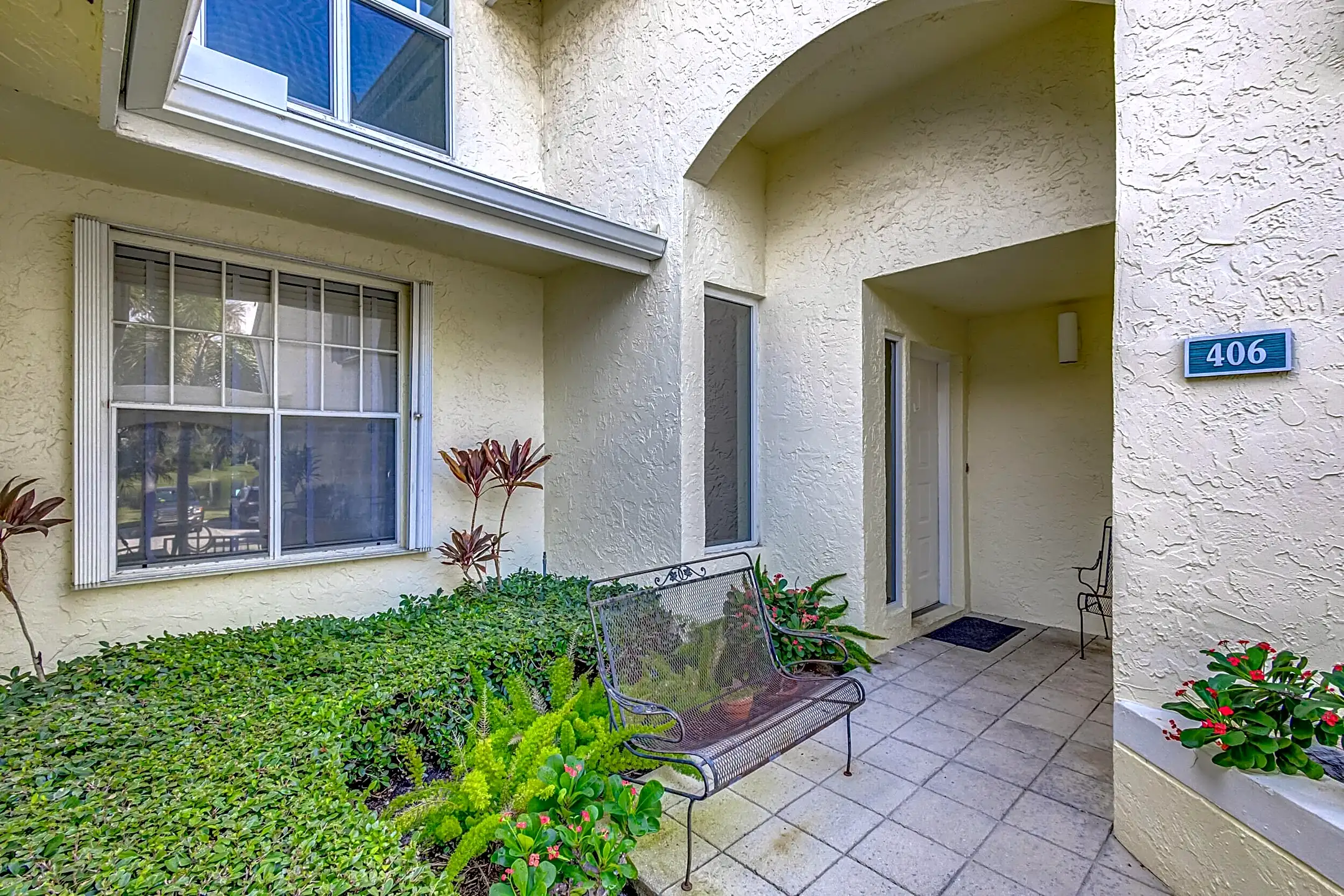 406 Mainsail Cir Condos Jupiter, FL 33477